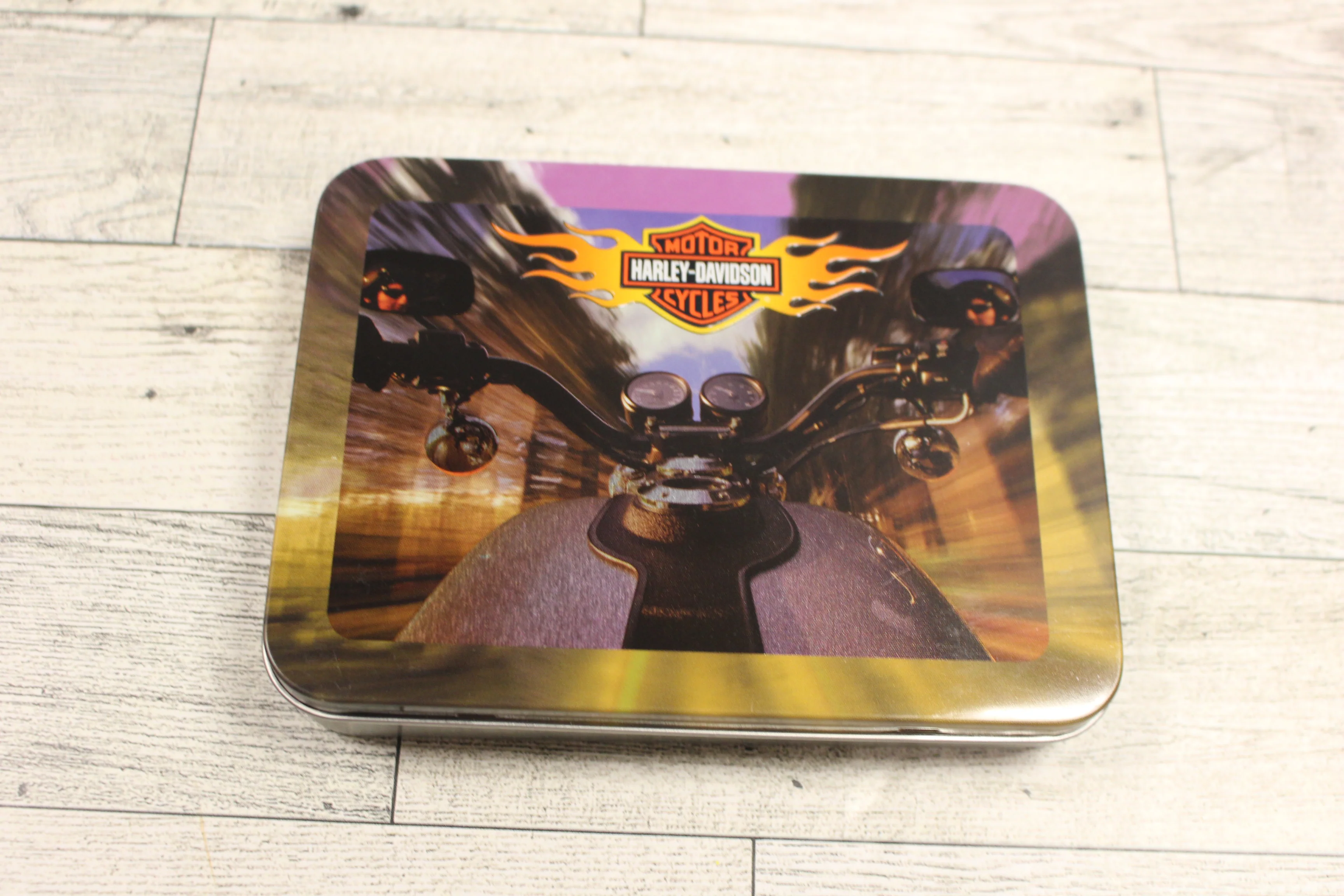 Harley-Davidson 2002 Collectible Tin with 2 Decks of Playing Cards - New - Image 5