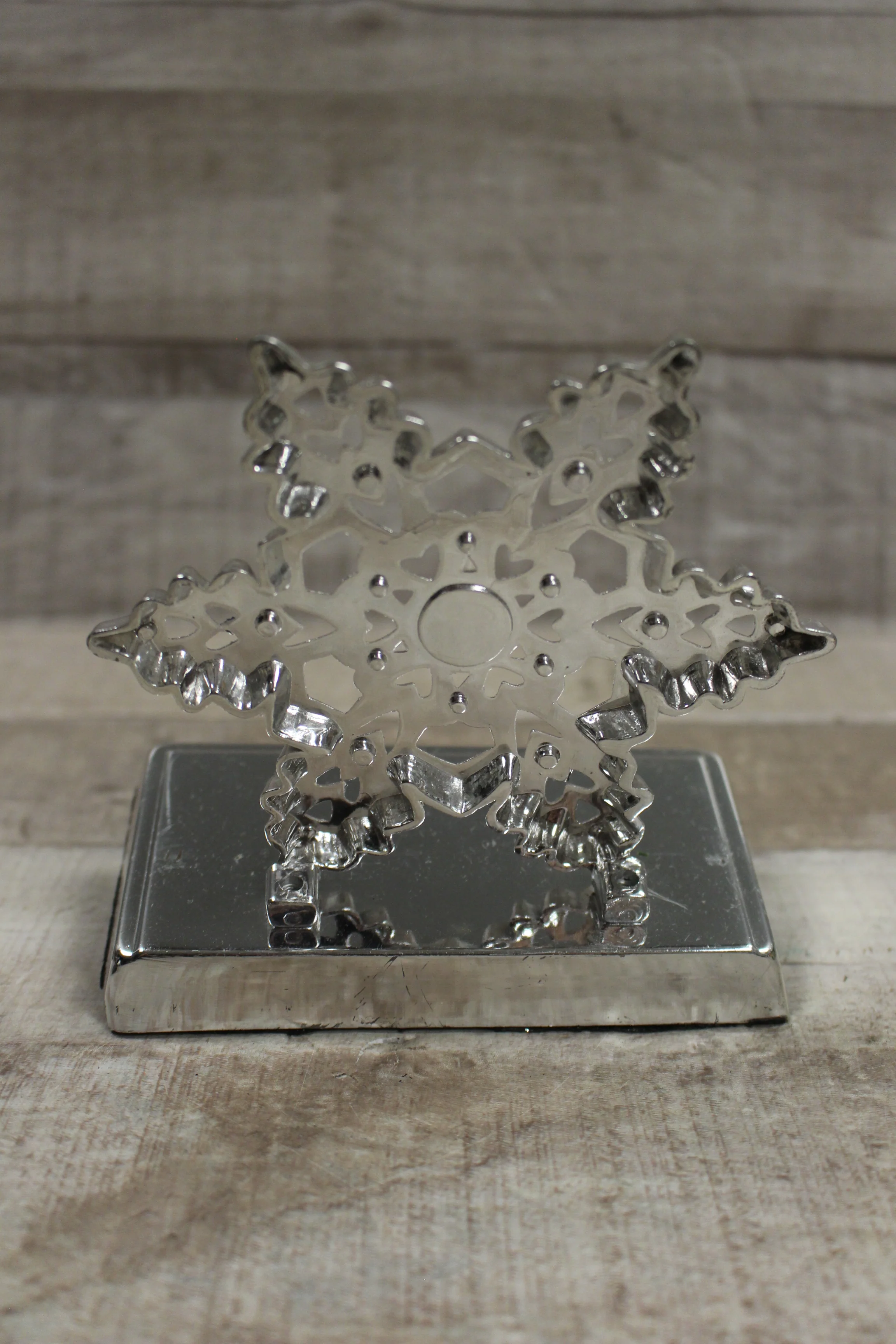 Heavy Metal Snowflake Mantle Christmas Stocking Hanger -Silver -Used - Image 2