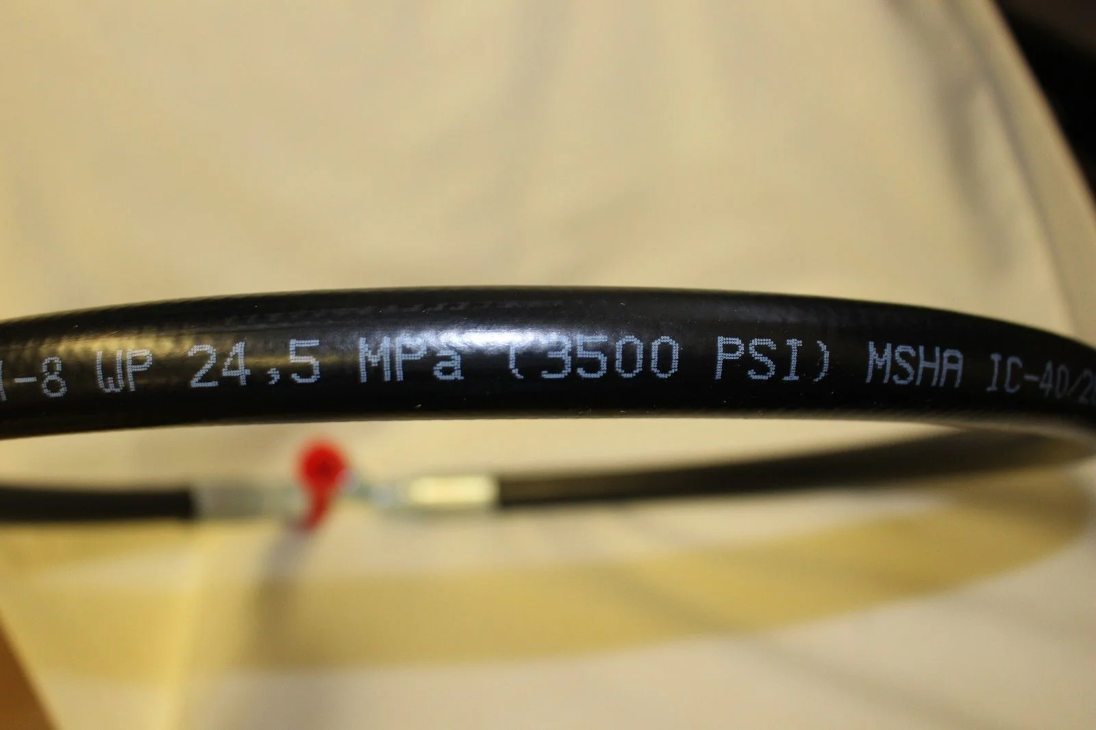 Hydraulic Hose Assembly, NSN 4720-01-377-9511, P/N F4310639-8-8-8-4, 66052024, New - Image 4