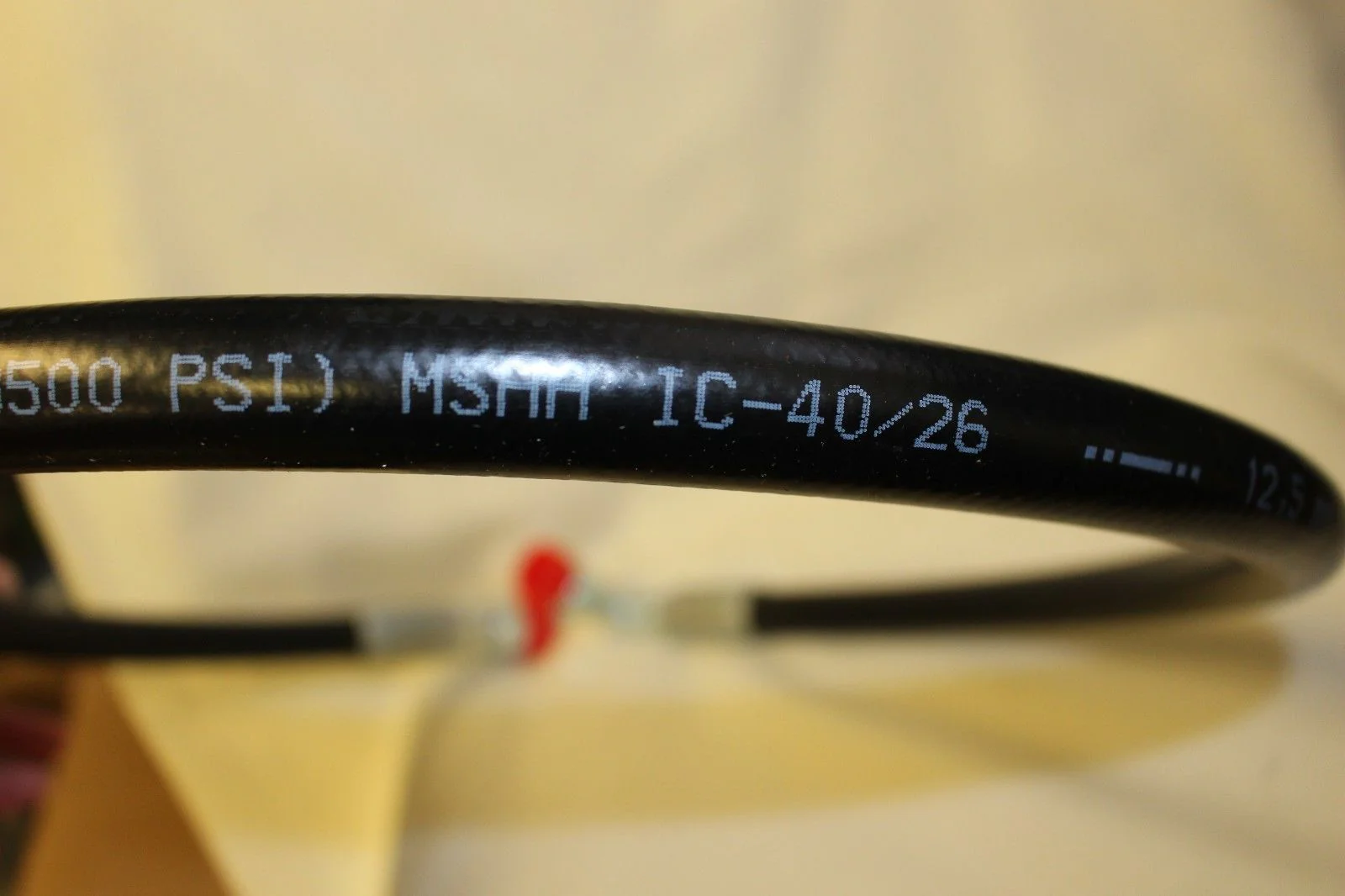 Hydraulic Hose Assembly, NSN 4720-01-377-9511, P/N F4310639-8-8-8-4, 66052024, New - Image 5
