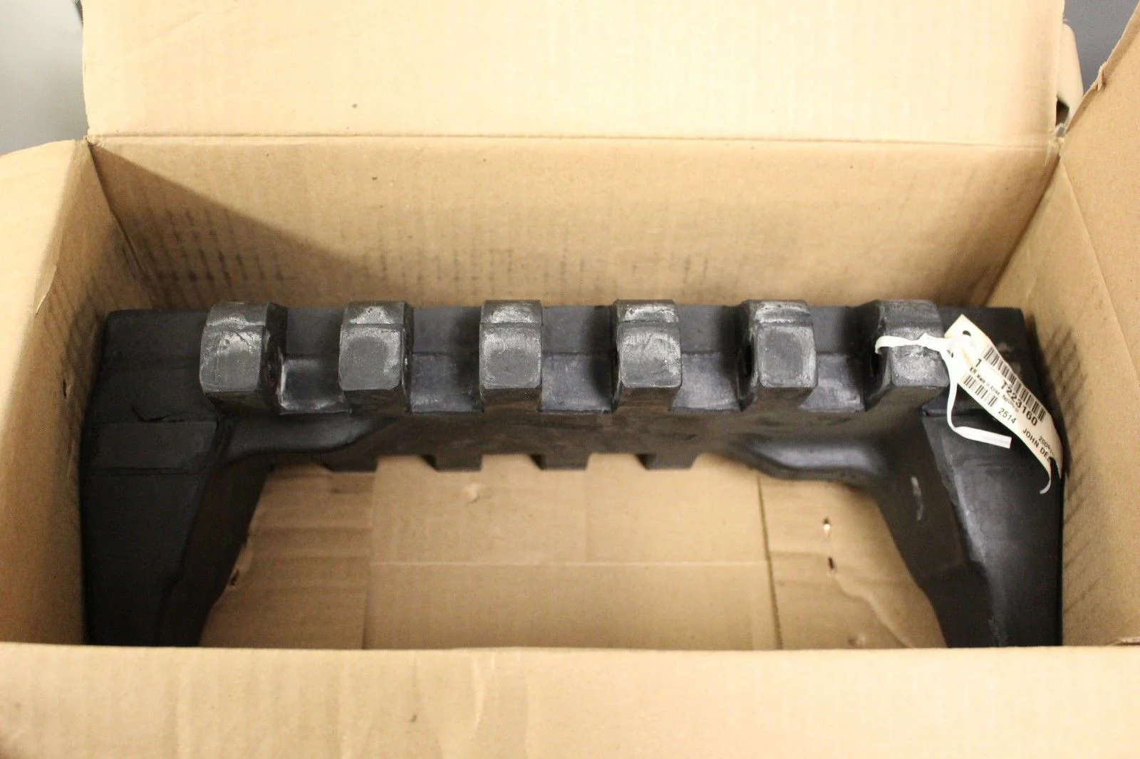 John Deer Track Shoe Connecting Link, NSN 2530-01-549-8716, P/N T223160 - Image 4
