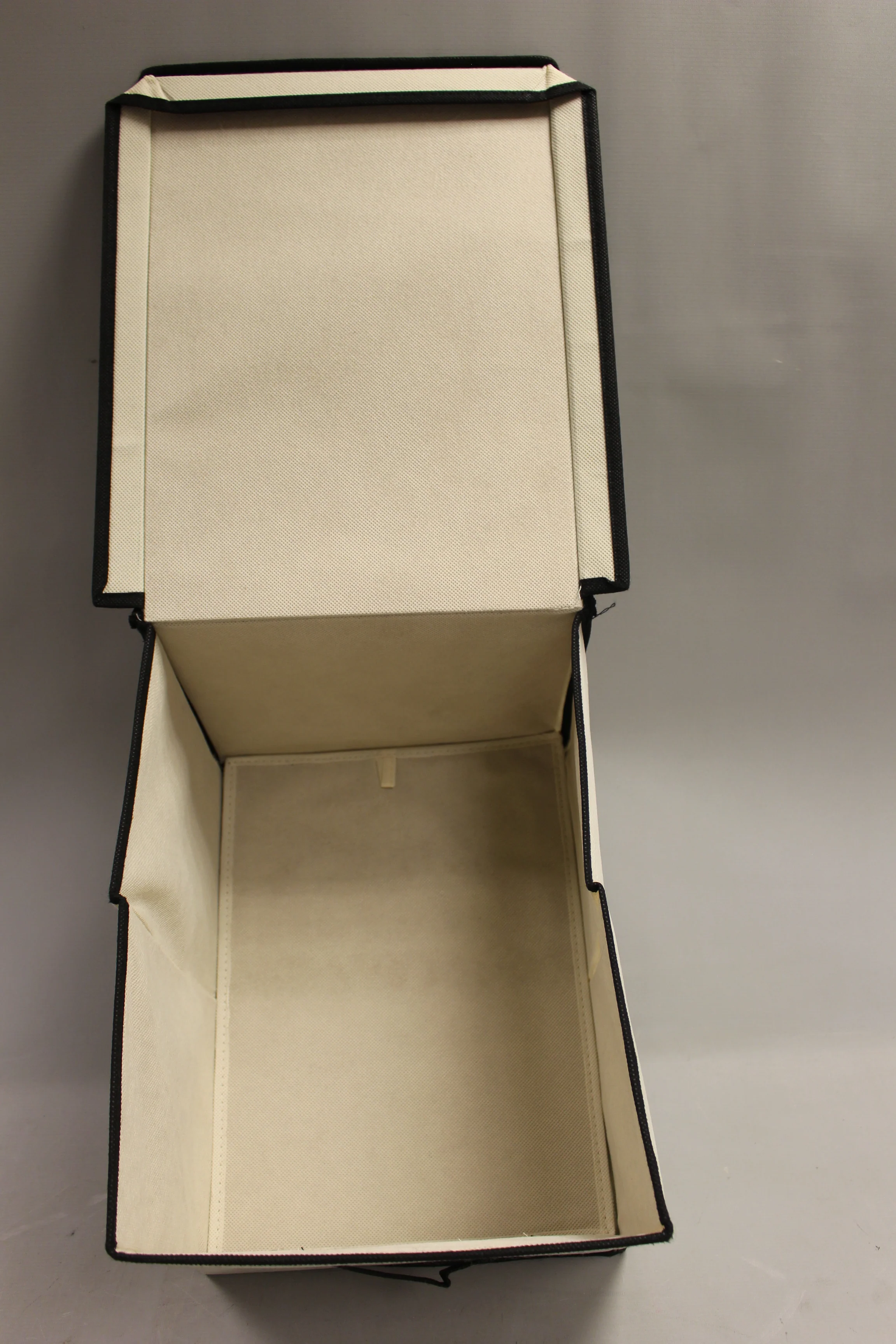 JUNELILY Collapsable Lidded Storage Boxes with Handle - Set of 5 - Used - Image 4