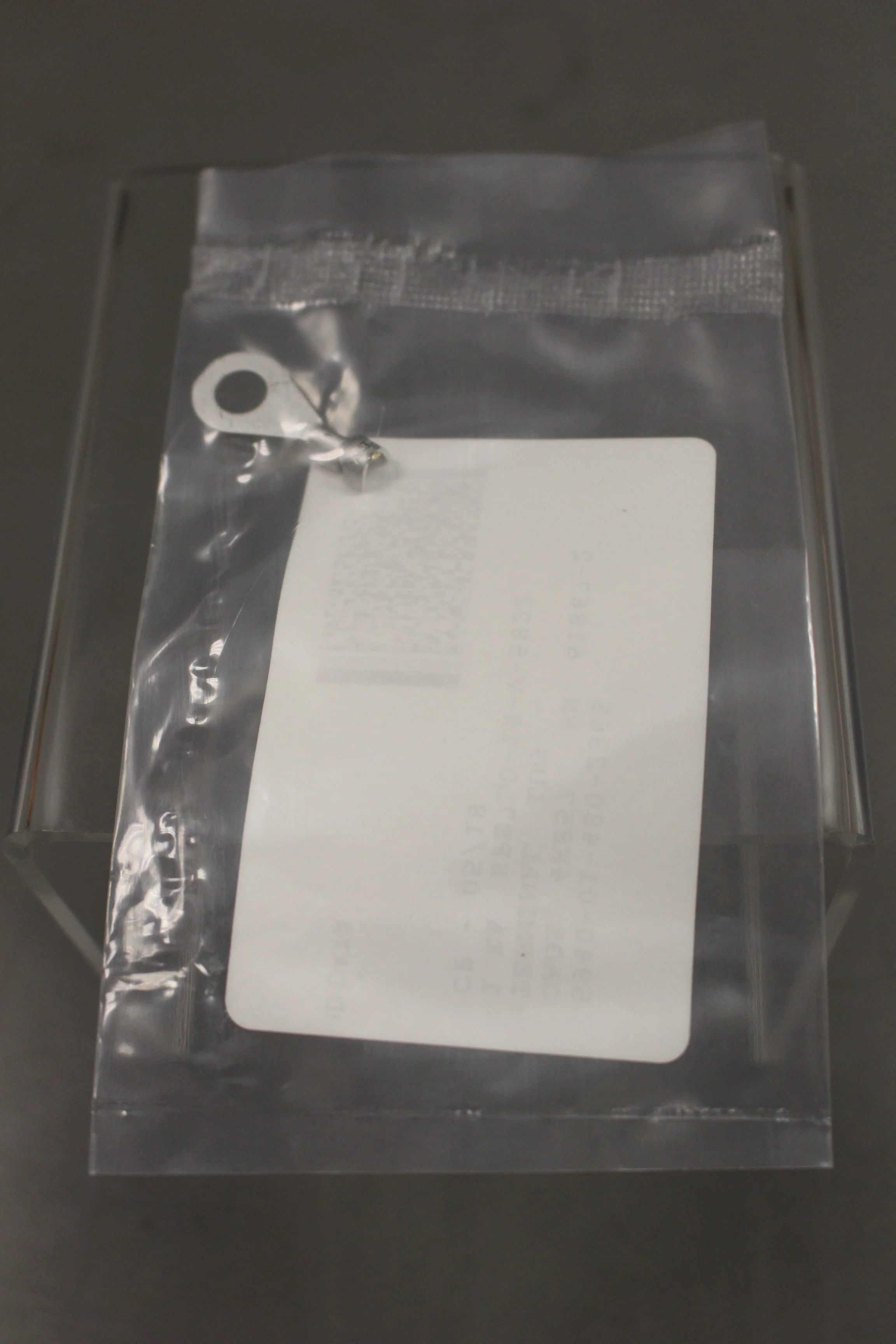 Lug Terminal, 5940-01-480-2365, 8HE340, 61867-2 , New - Image 3
