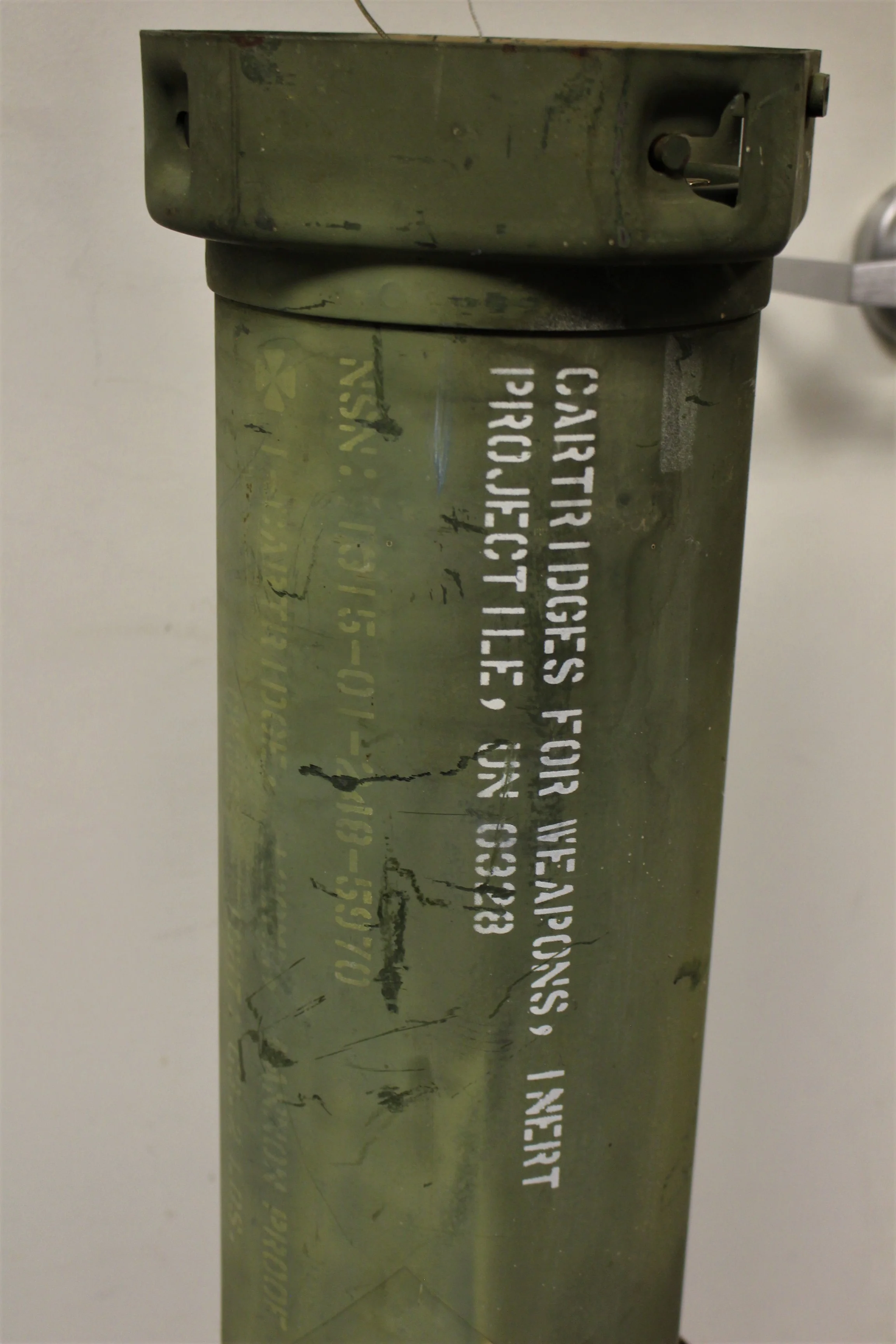 M830A1 120mm High Explosive Anti-Tank Cartridge Tube - 1315-01-333-0534-C791 - 12912369 - Empty - Image 4