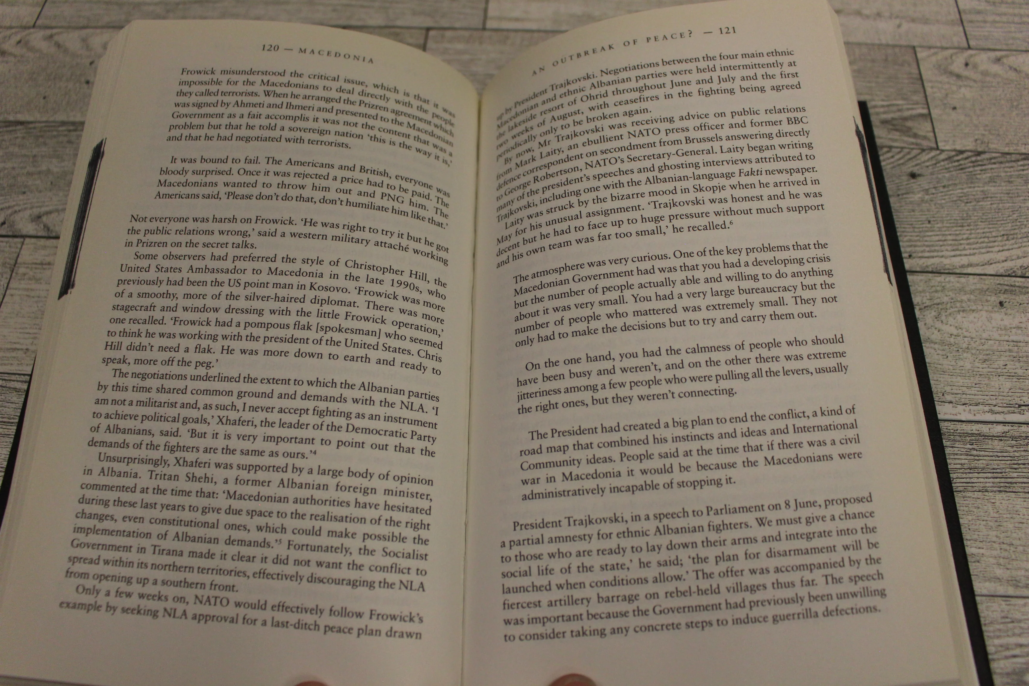 Macedonia - Warlords and Rebels in the Balkans - By John Phillips - Used - Image 7