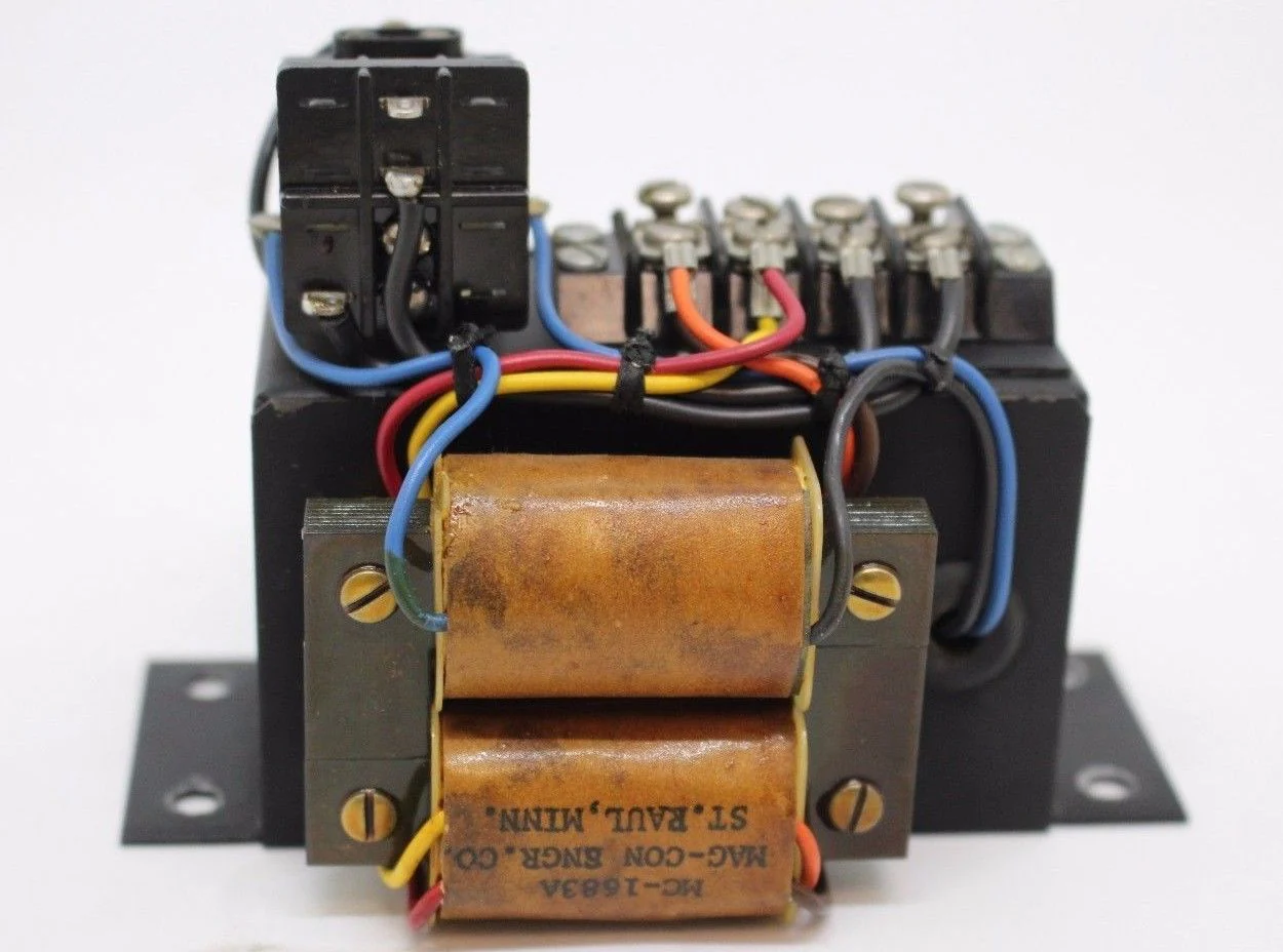 Mag Engineering Co Relay, P/N MP-1681, Code 058, 230V - 115V, 50/60 CPS - Image 3