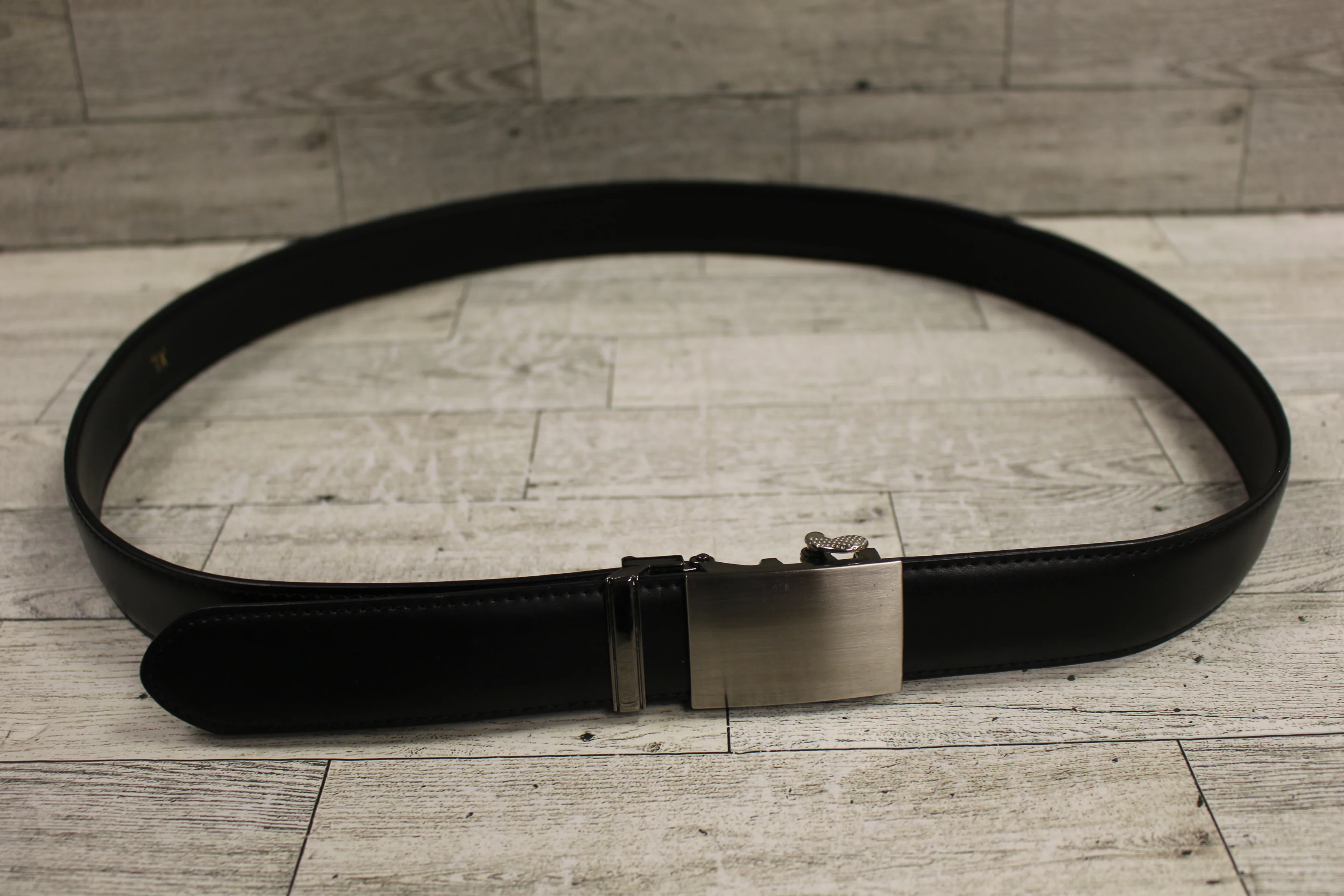Men's Black Rachet Leather Belt - Size: XL - New
