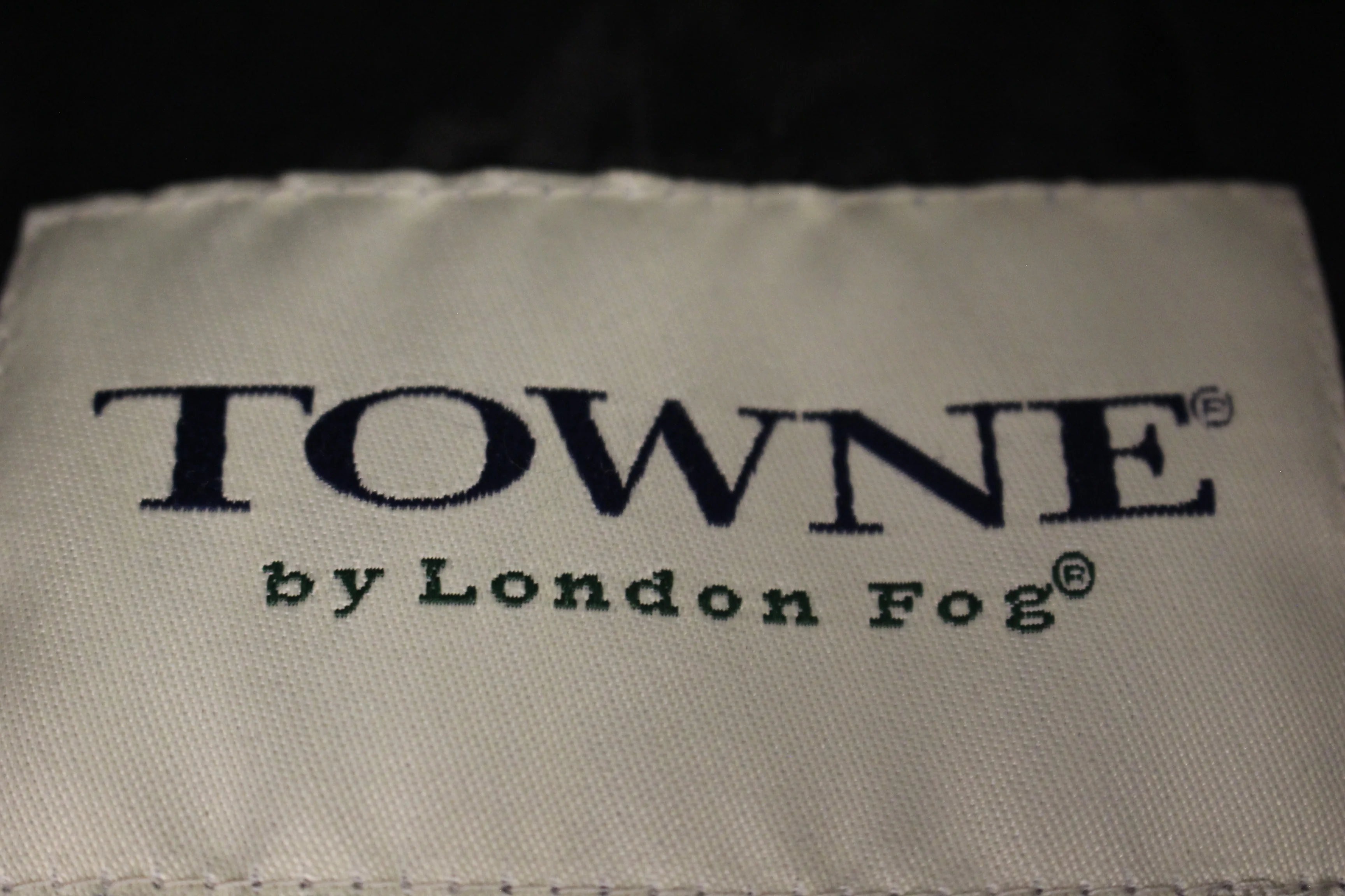Men's London Fog Towne Trenchcoat = Size: 38 Short - Used - Image 3