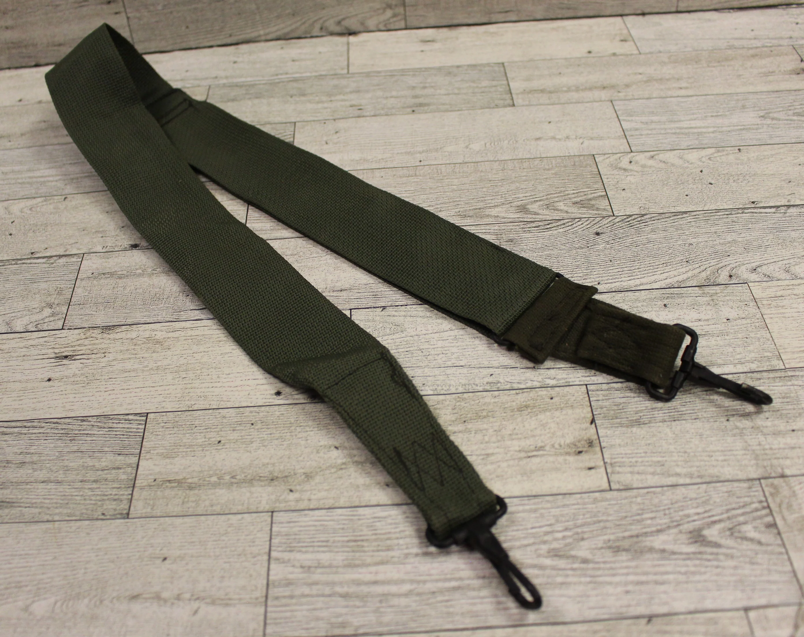 Military Issued Hand Cable Reeling Machine / Hand Wire Reeler Carrying Strap