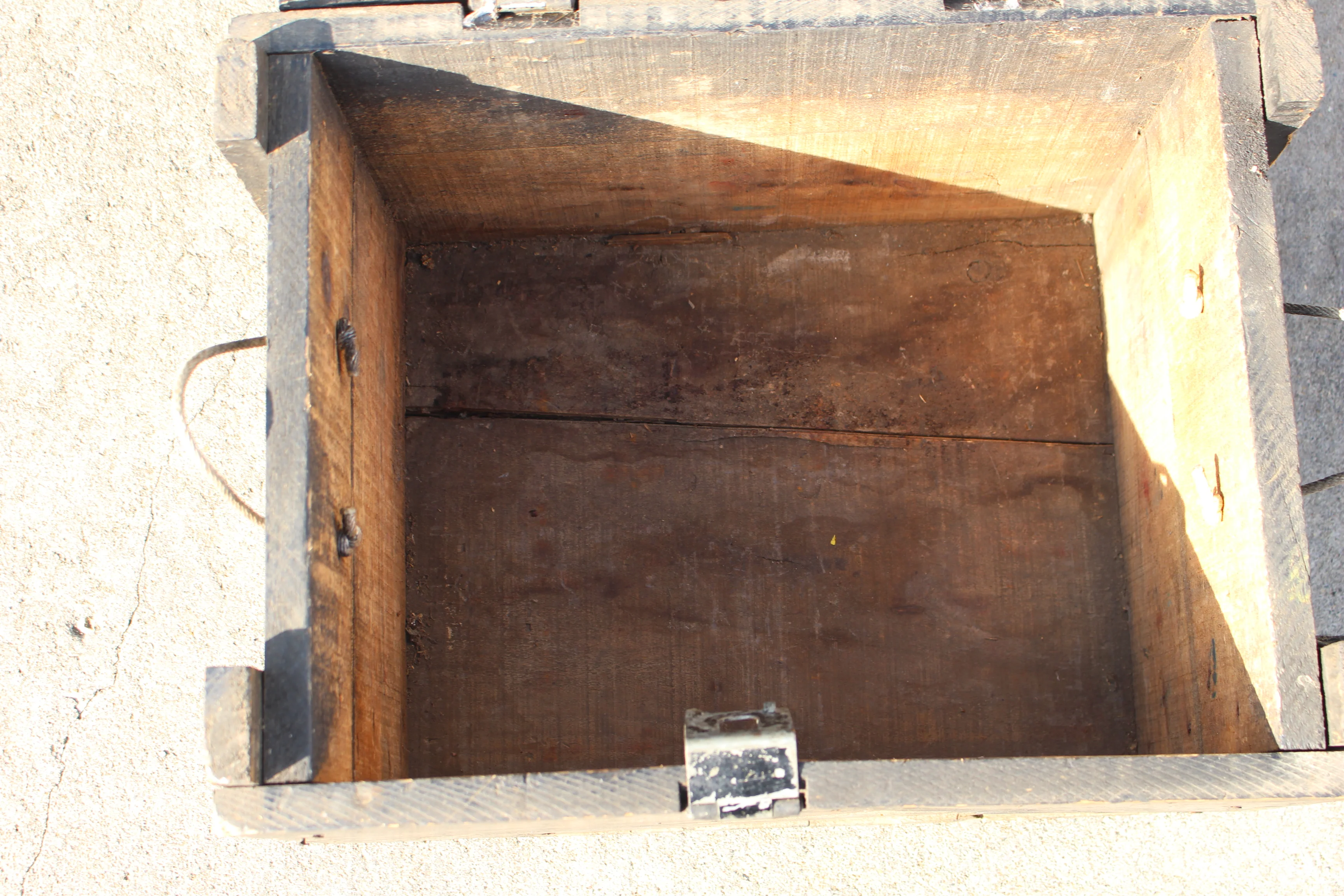 Military The Porter Box and Lumber Company Chest With Handles -Used - Image 4