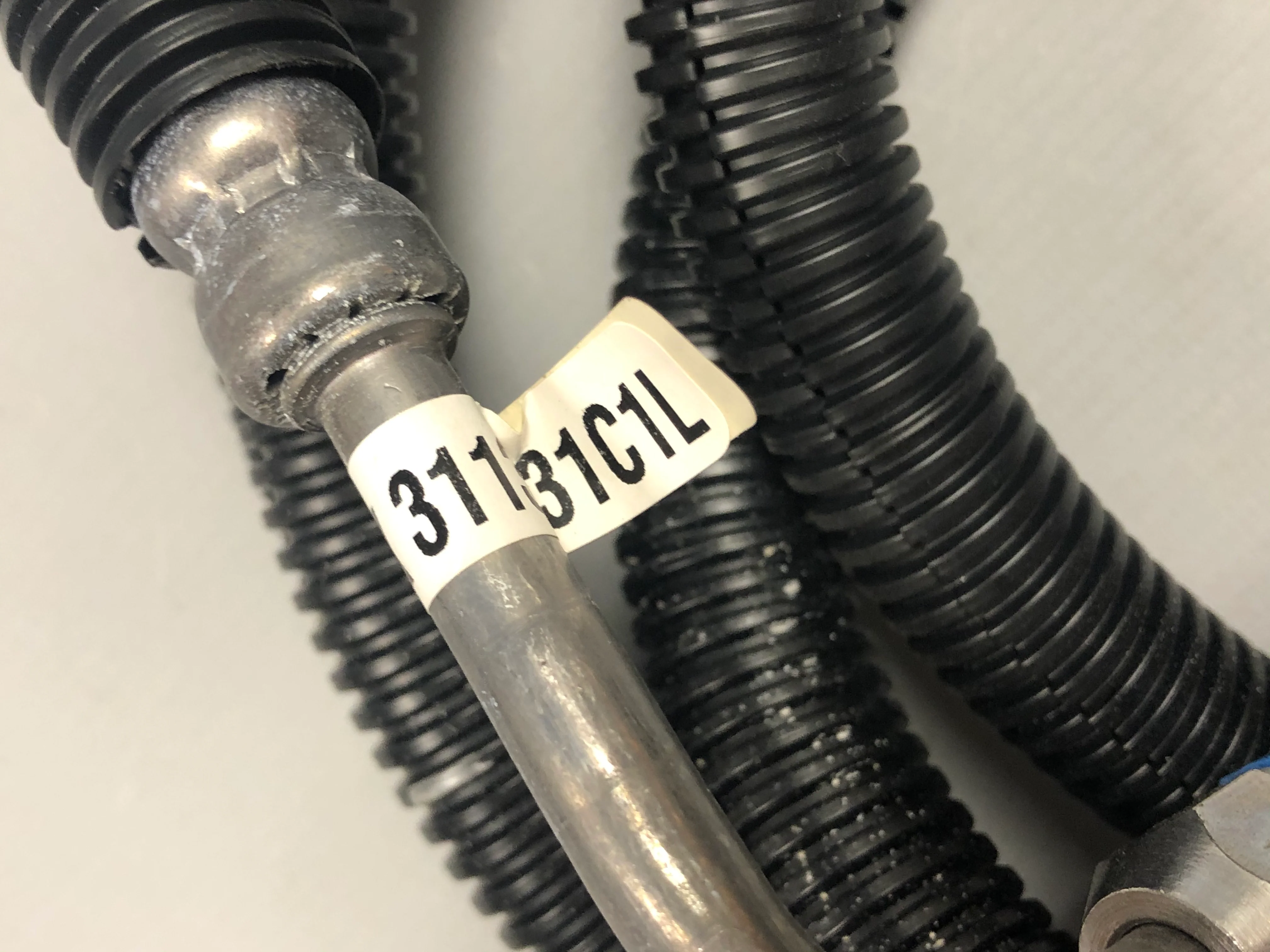 Navistar Condenser Exit Left Hose, 3113331C1, 3113331C1L, 107570992C, New - Image 3