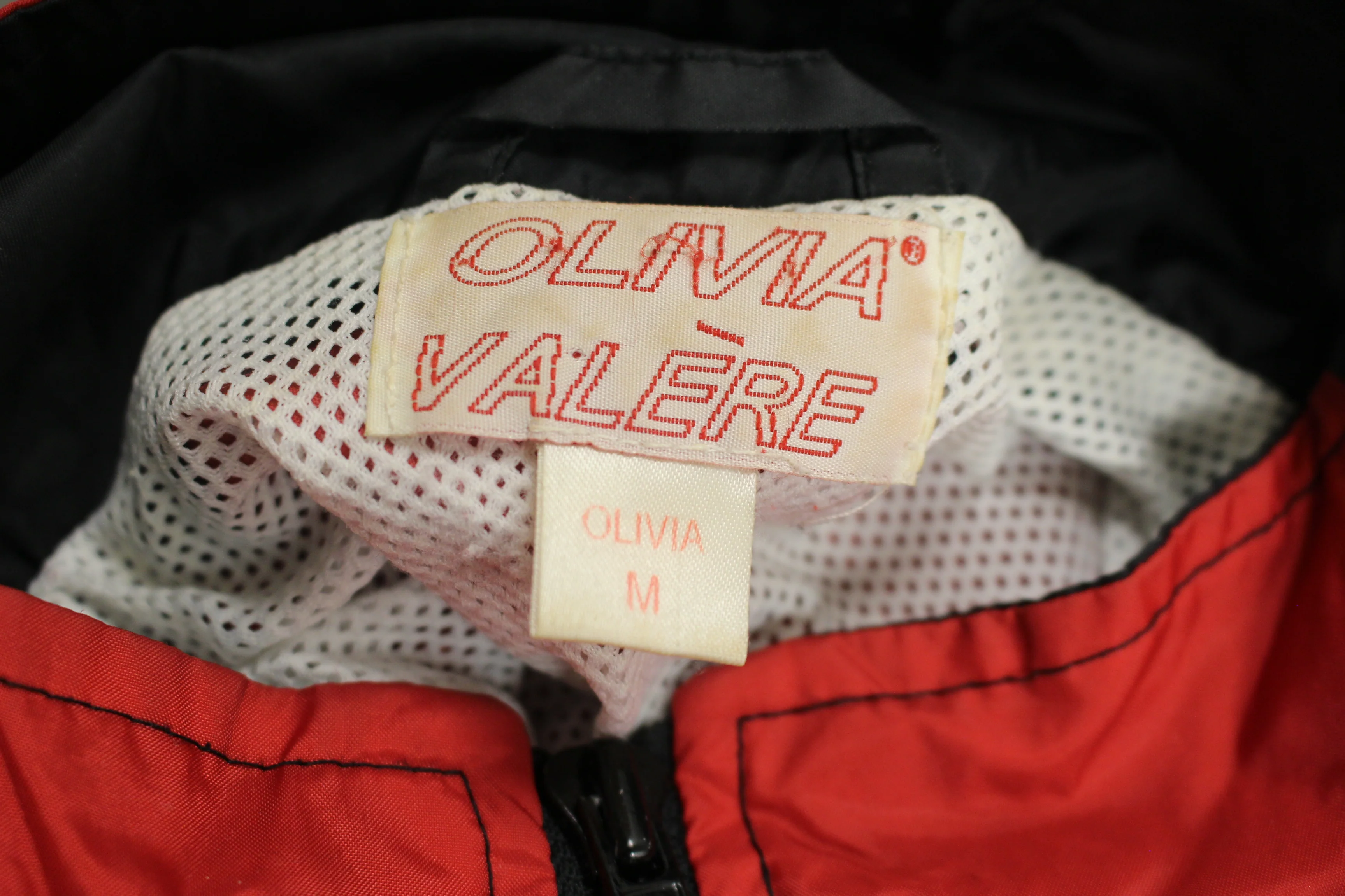 Olivia Valere Ladies Jacket. Black/Red, Medium - Image 5