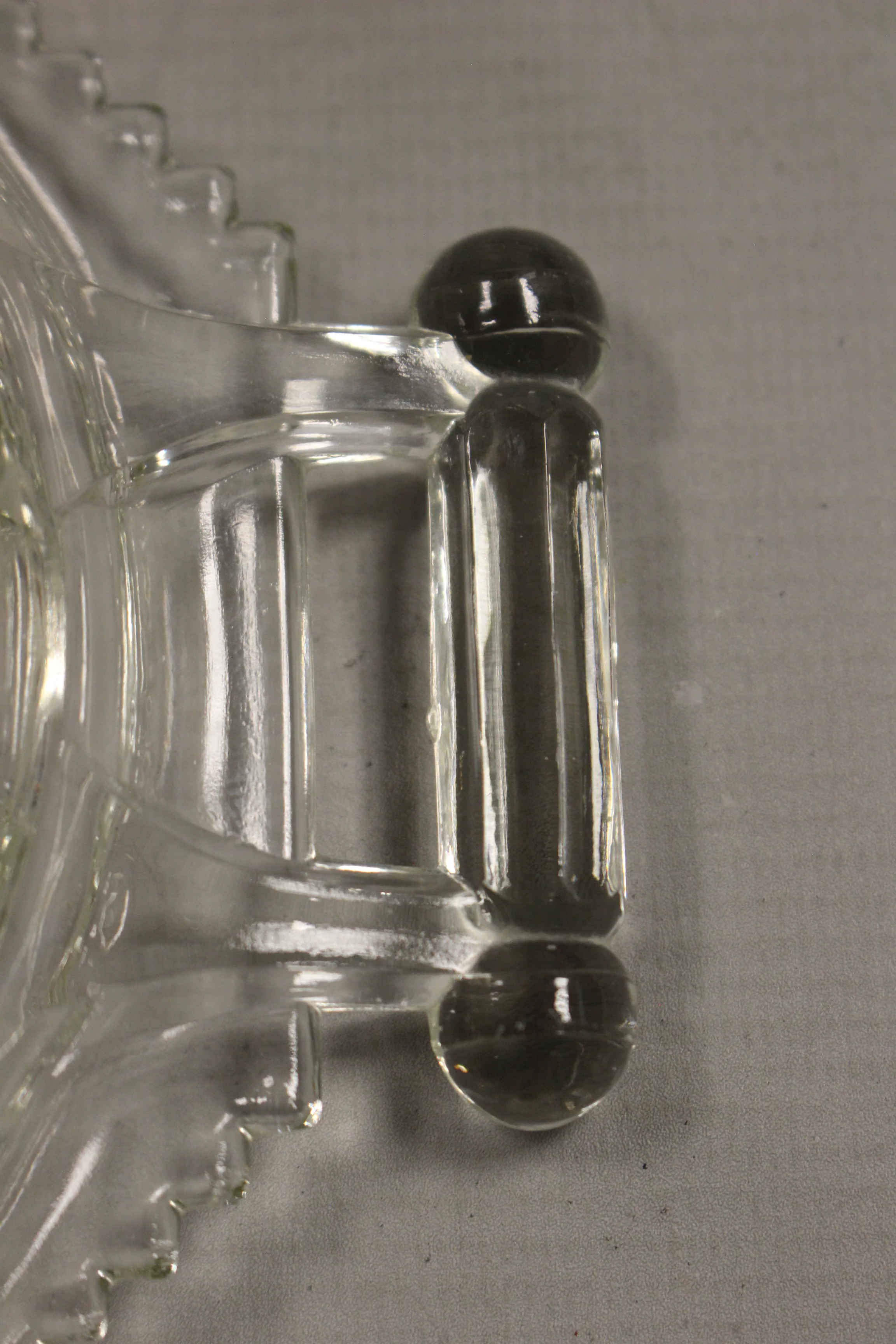 Pear Embossed Saw Tooth Serving Plate Dish with Handles - Clear - Image 3