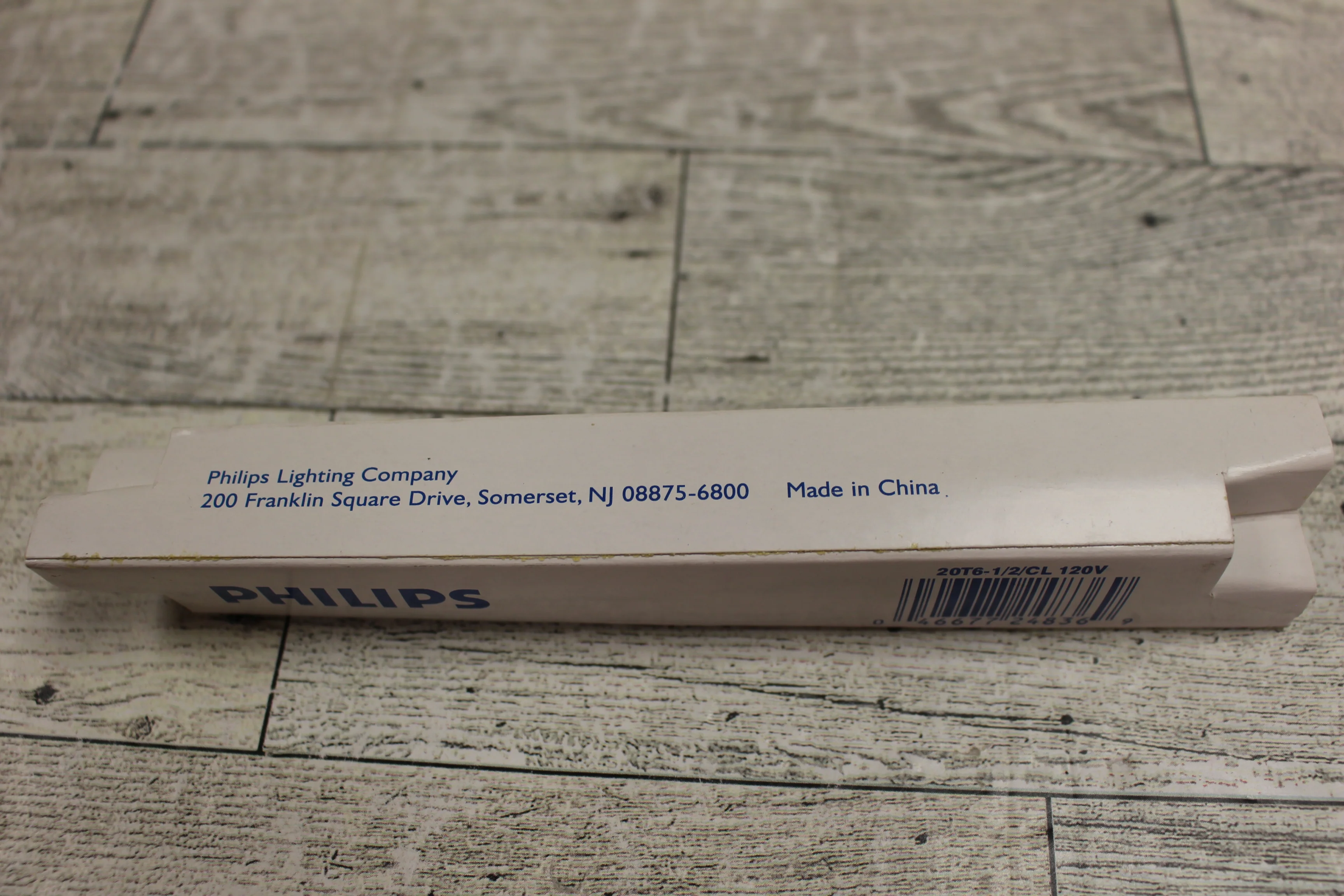 Philips 20T6-1/2/CL 120V Tubular Lamp Bulb - Clear - Threaded Base - New - Image 4