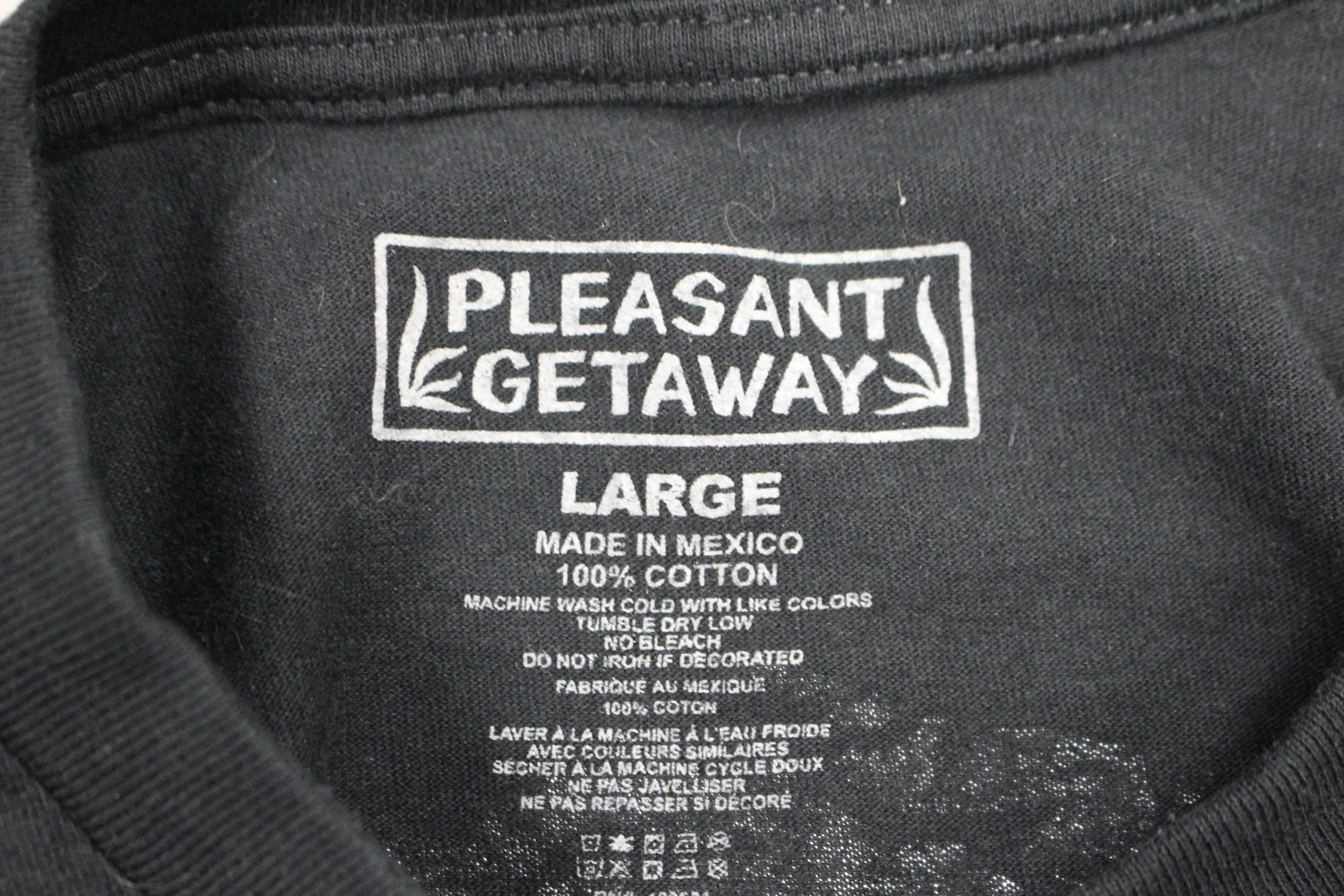 Pleasant Getaway 8 Ball Men's T Shirt Size Large -Used - Image 3