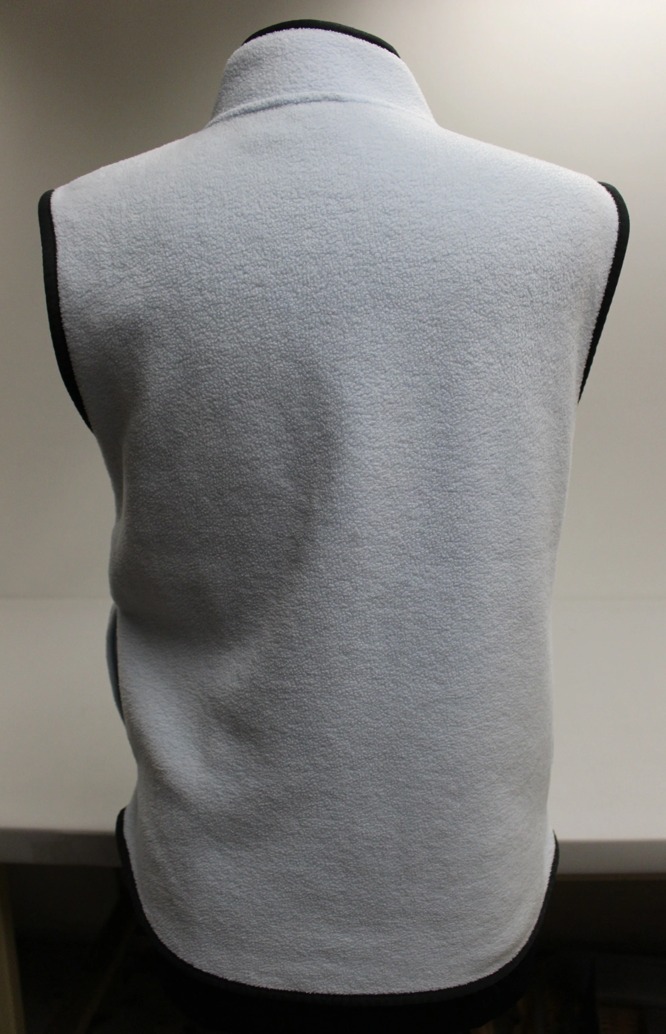 Pro Spirit Women's Light Blue Zip-Up Fleece Vest - Size: XL (16) - Used - Image 3