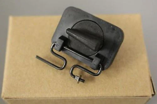PVS-7A/C Battery Hatch, P/N: 207973-100, NSN: 5855-01-250-1337, New - Image 3