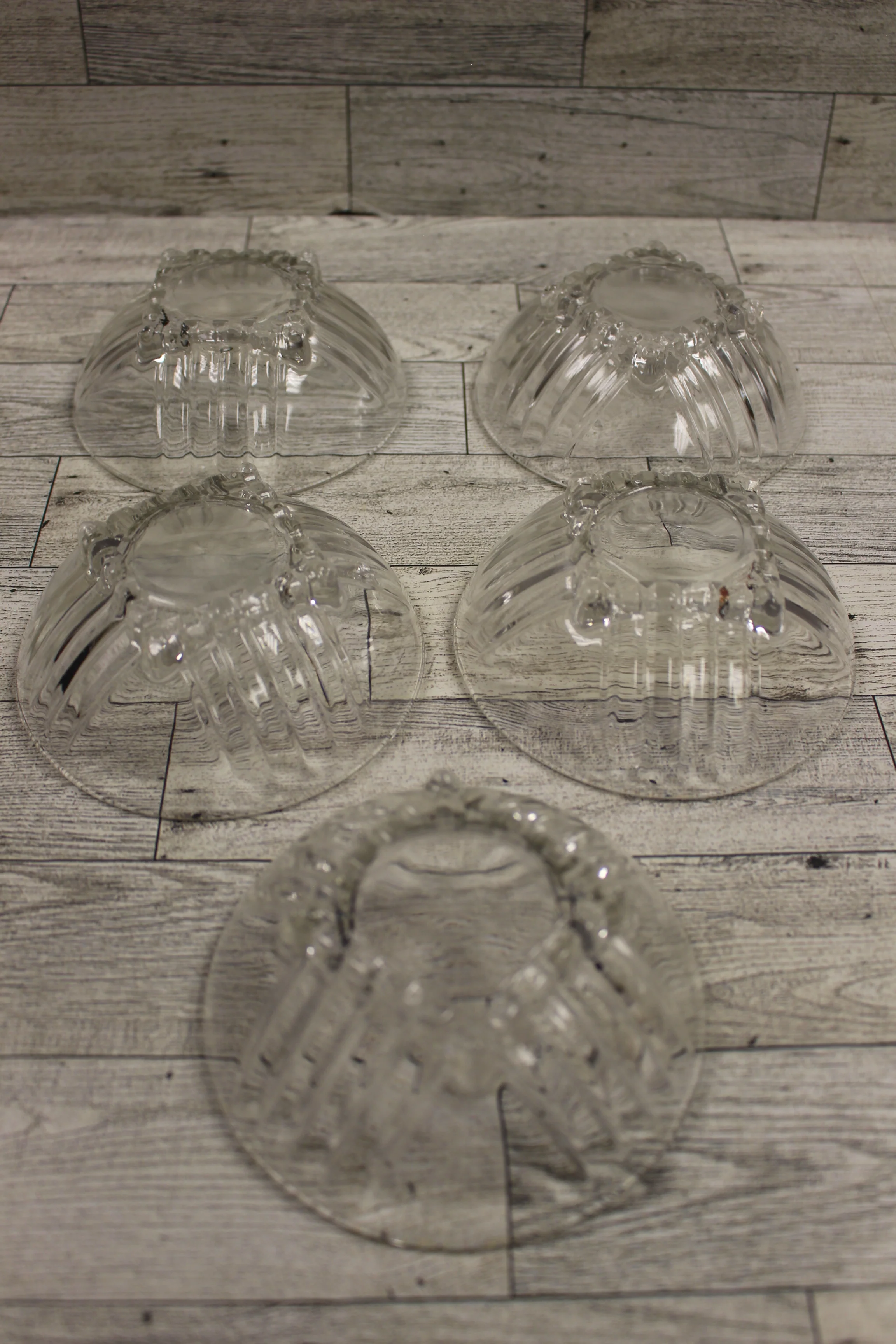 Set of 5 Federal Glass Park Avenue Berry Bowls - Used - Image 2