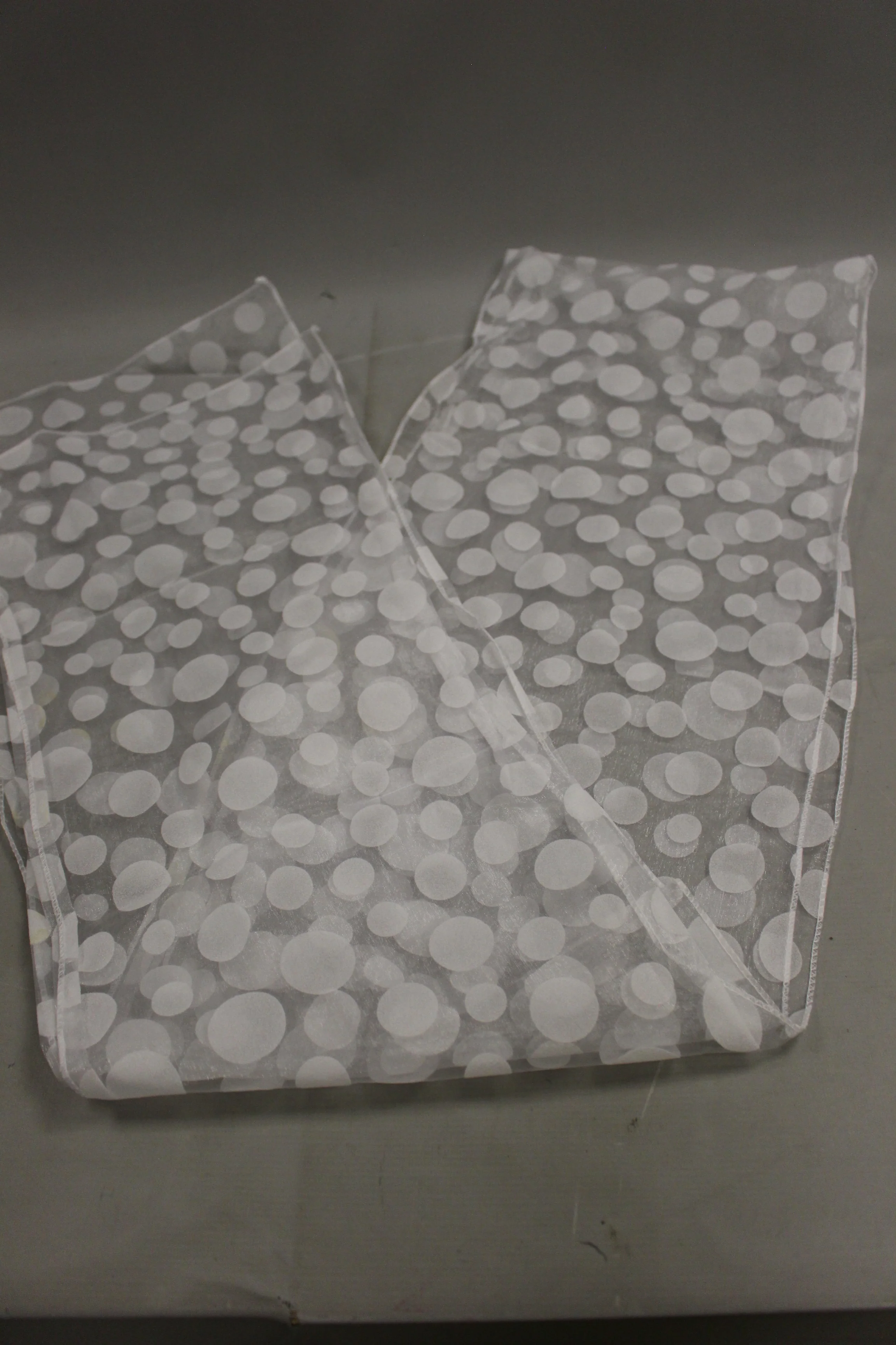 Set of 6 Polka Dot Table Sash/Runner 105" x 12" - Used