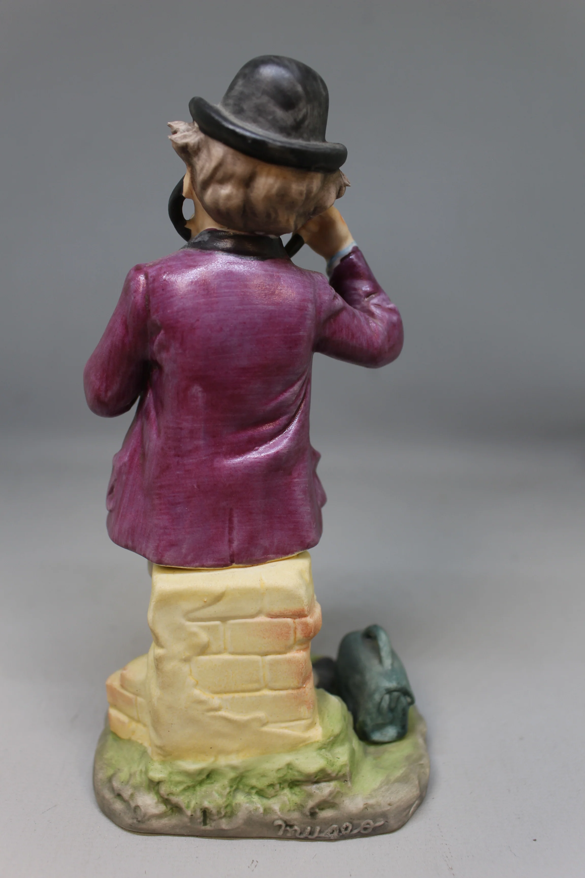 Seymour Mann Porcelain Doctor Figurine - 1973 - Used - Image 2