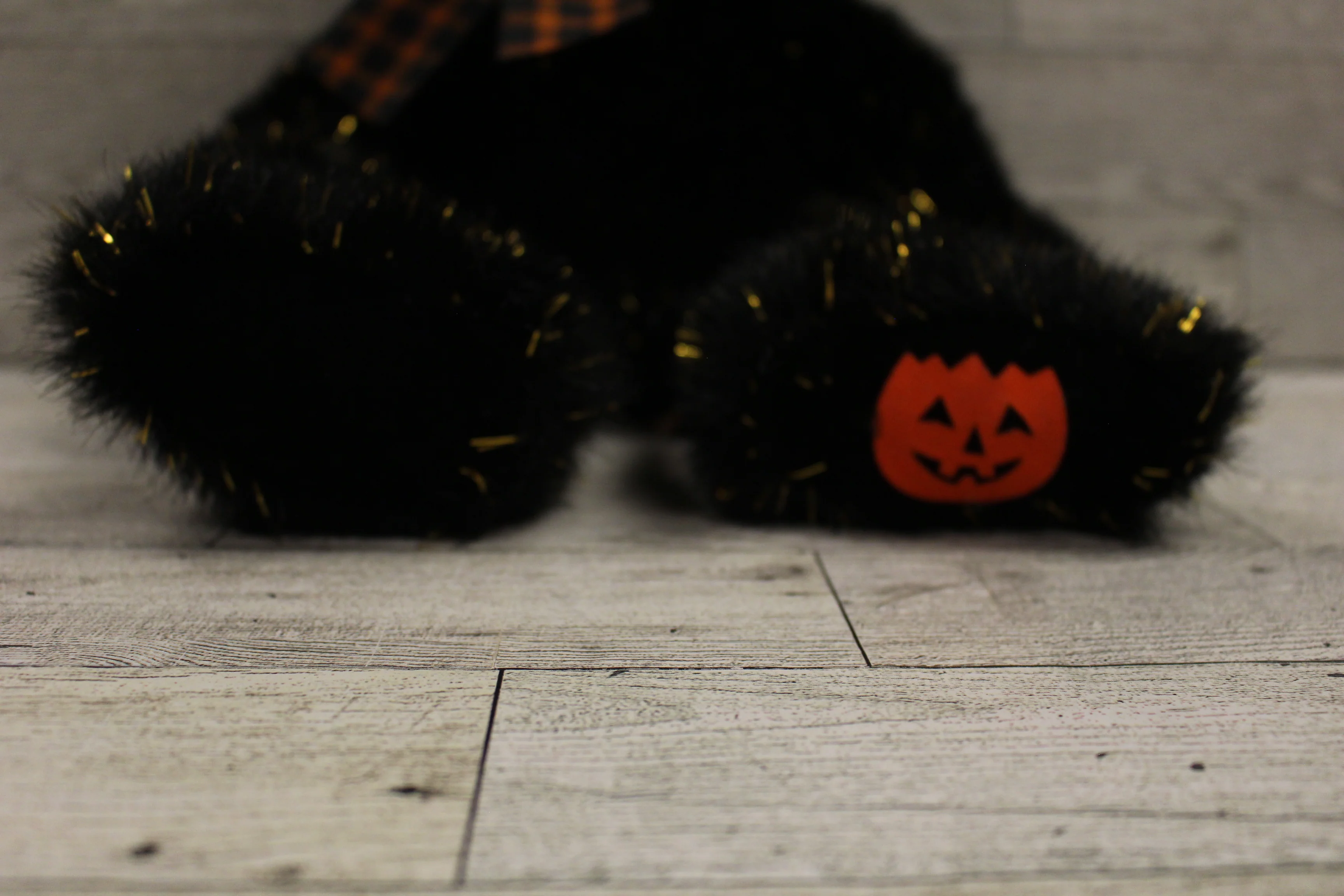 Sparky The Halloween Teddy Bear by Russ Berrie - 13" - Gold Metallic -Used - Image 5