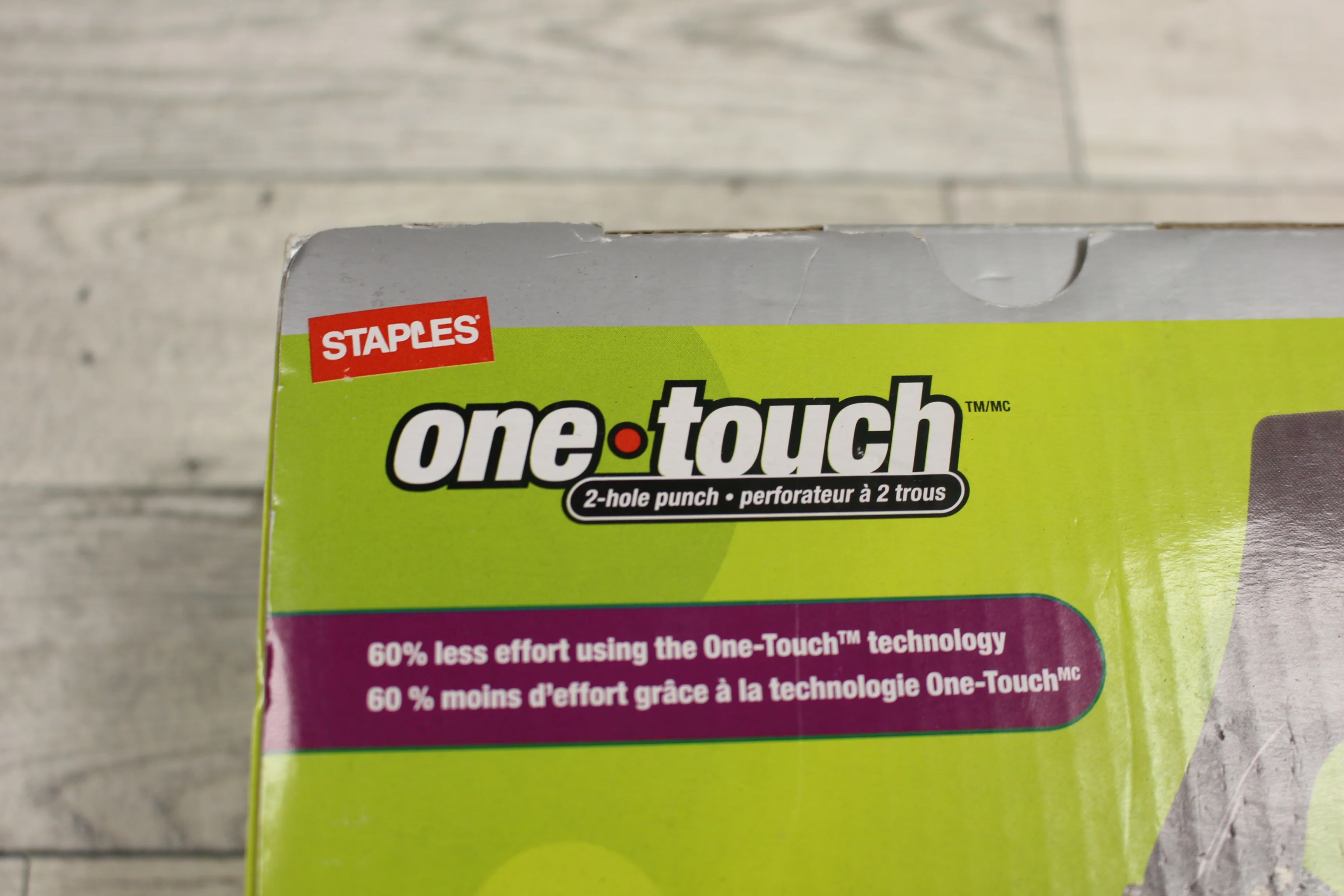 Staples One-Touch 2-Hole Punch - 28 Sheet Capacity - New - Image 3