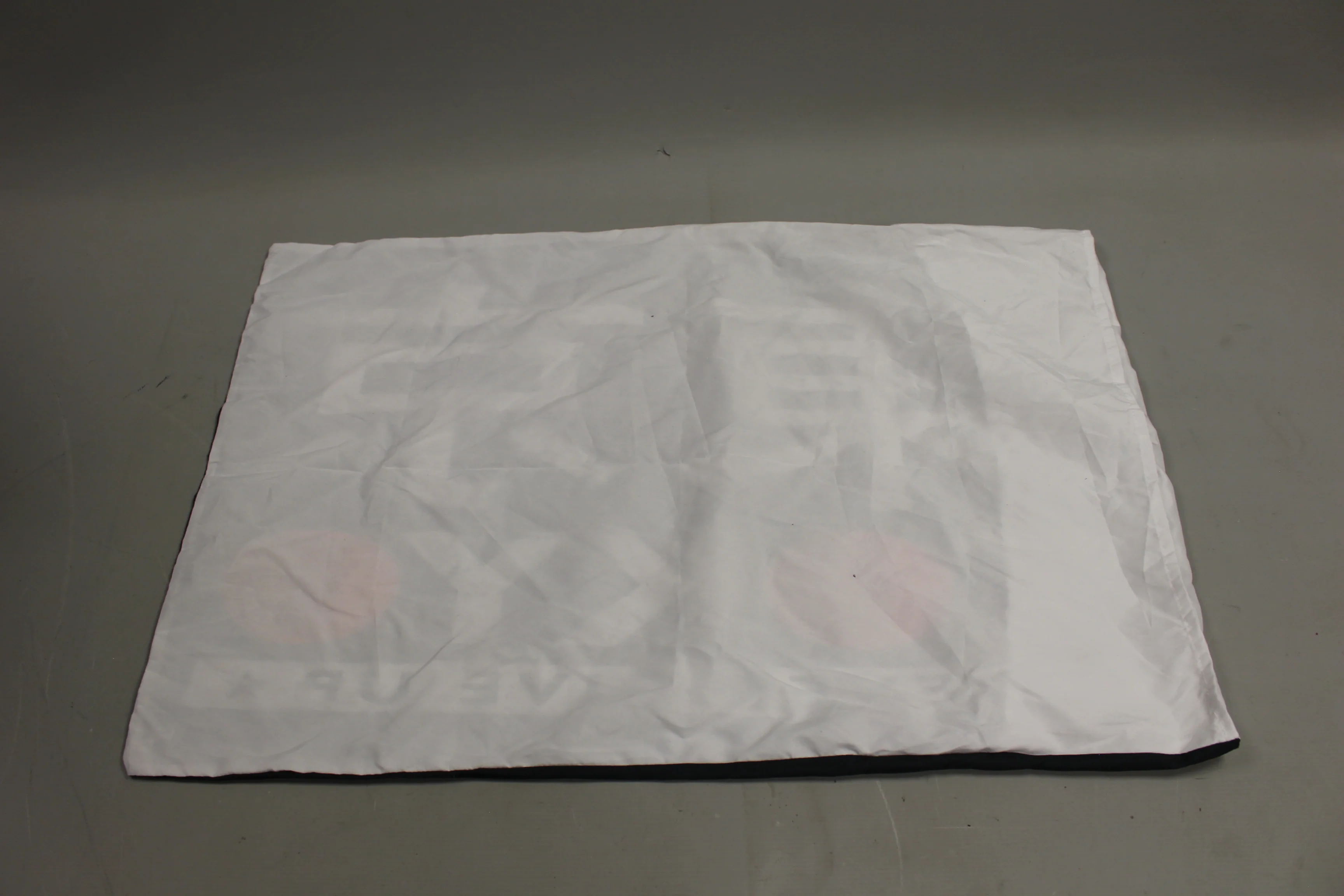 Tokyo Never Give Up 3-Piece Pillowcase Set -New - Image 2