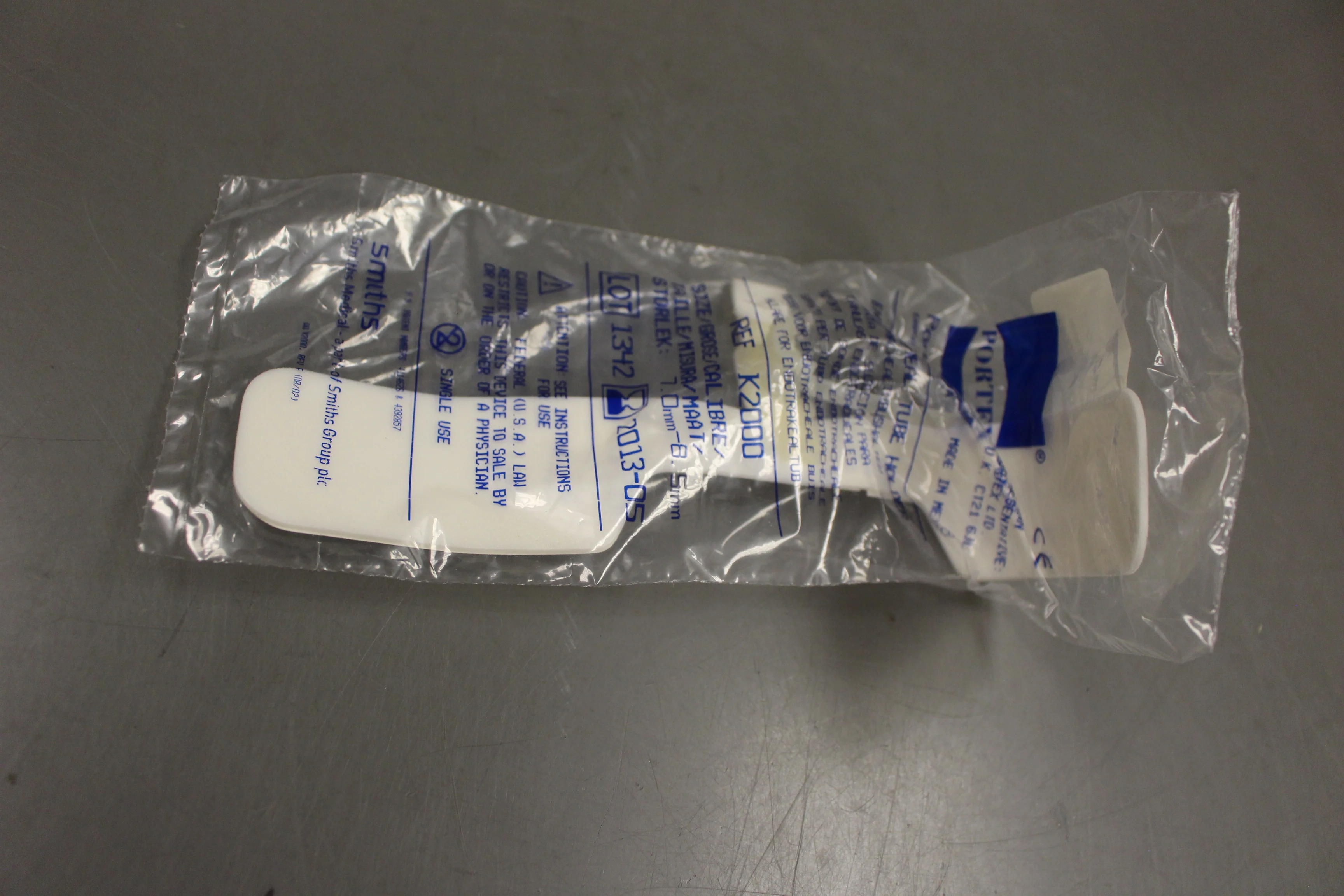 Tracheal Tube Holder, Pediatric / Adult, 7.0-8.5 mm dia, Exp 2013, New