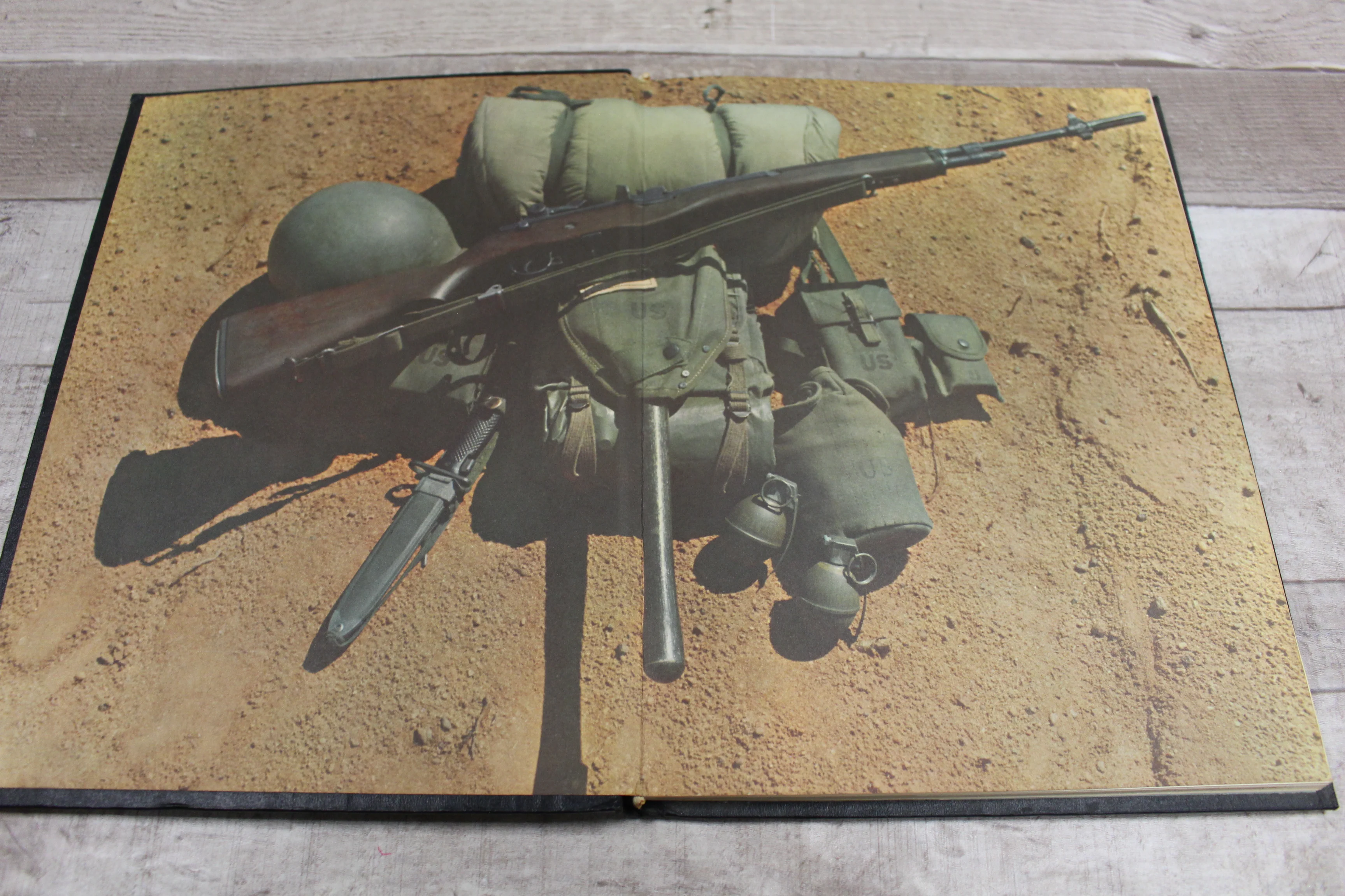 U.S. Army Training School/Center Fort Gordon, GA Photo Album Book -Used - Image 4