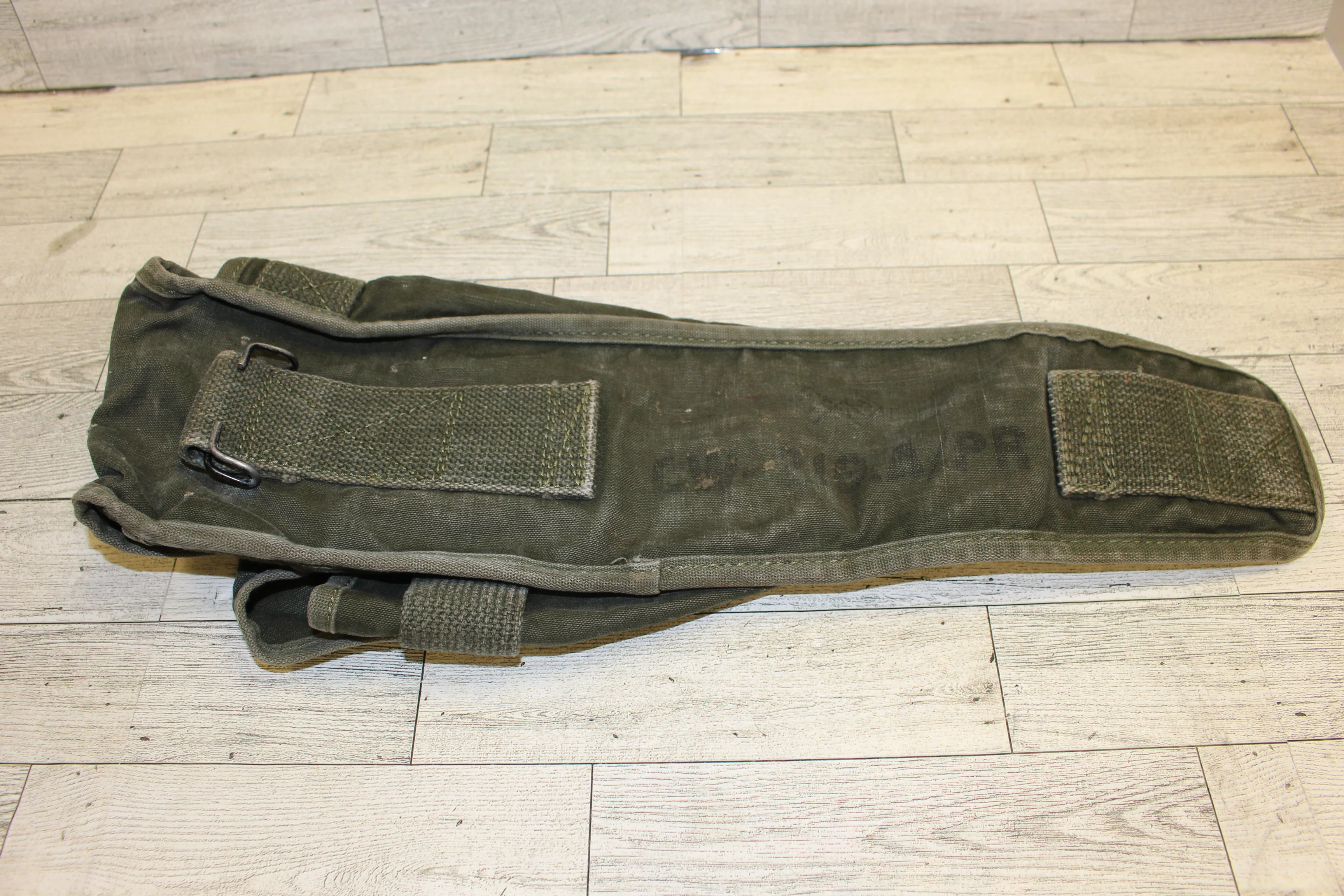 U.S. Army Vietnam Era CW-216 Antenna Accessory Bag - 1967 - Used - Image 2