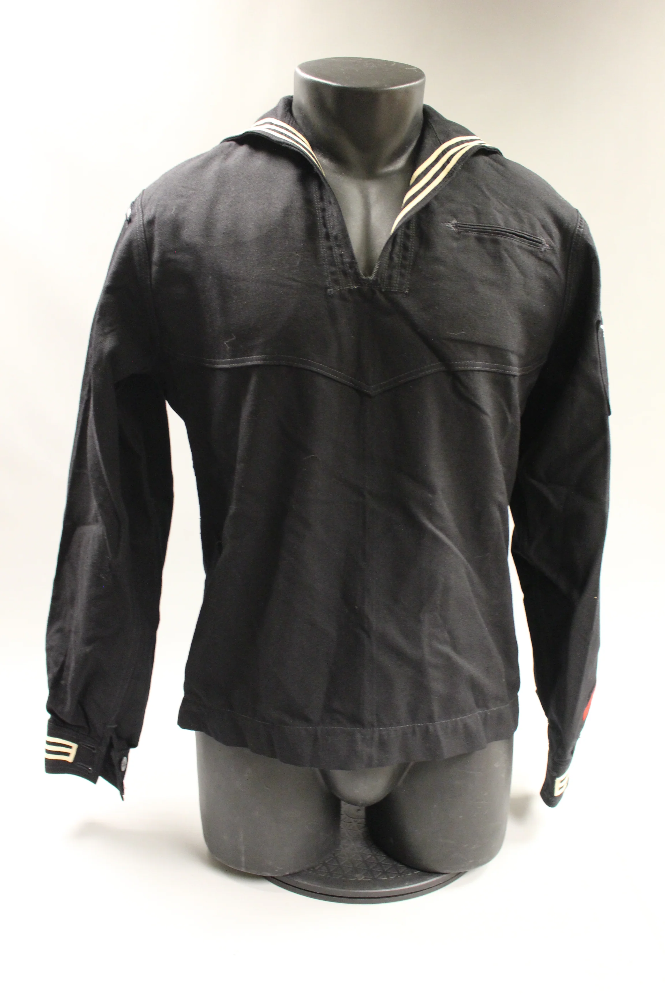 U.S. Navy Man's Blue Dress Jumper- Size: 42L - 8405-01-076-1925 - Used