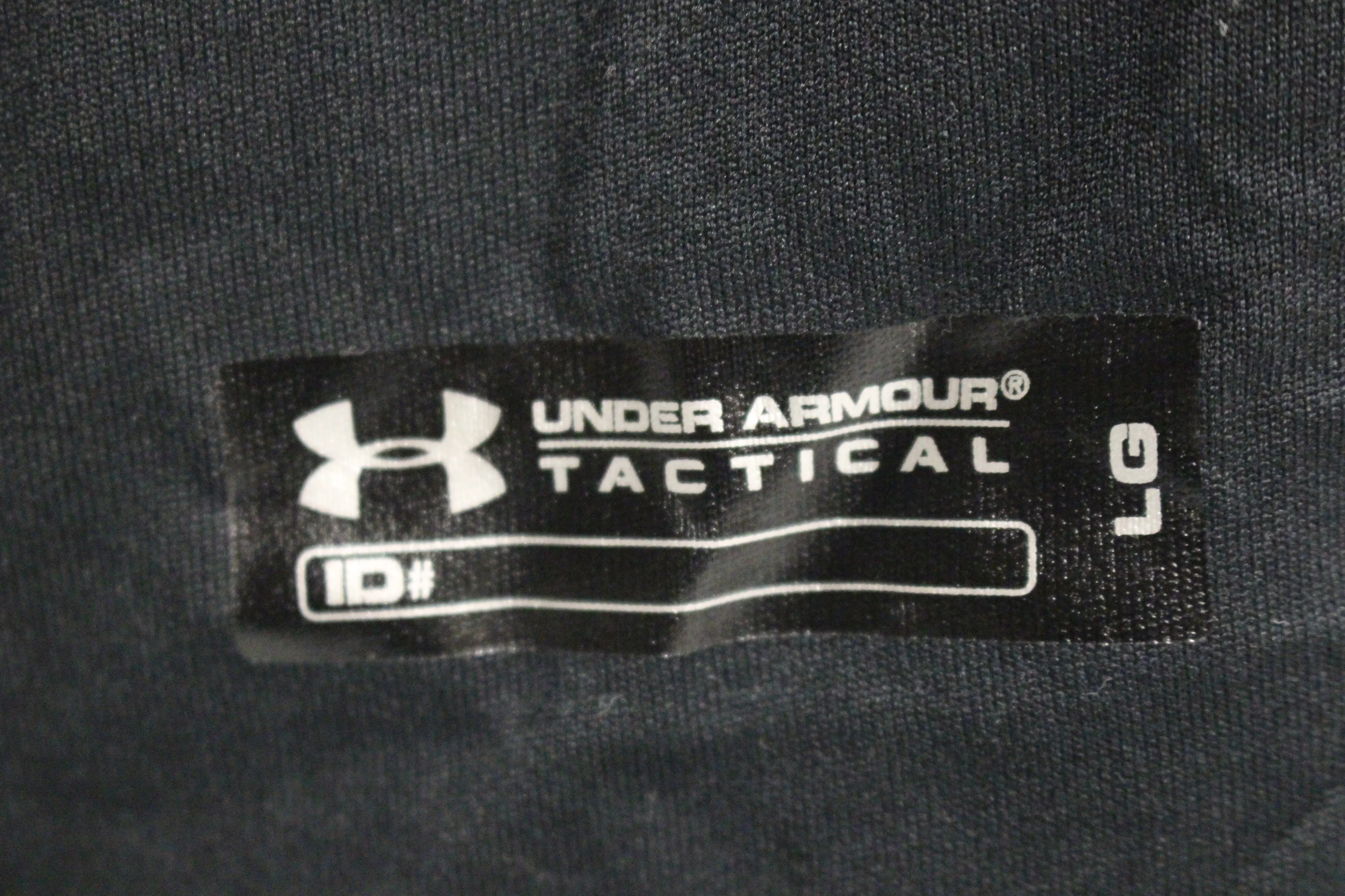 Under Armour Men's Tactical Short Sleeve Shirt Size Large -Black -Used - Image 3