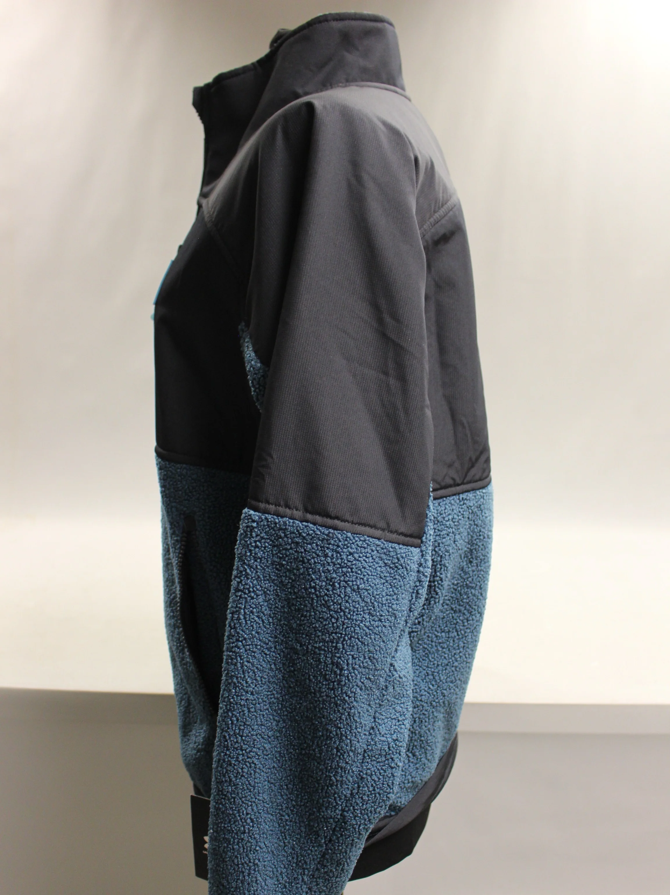 Under Armour Men's UA Mission Boucle Jacket - Blue/Black - Small - New - Image 2