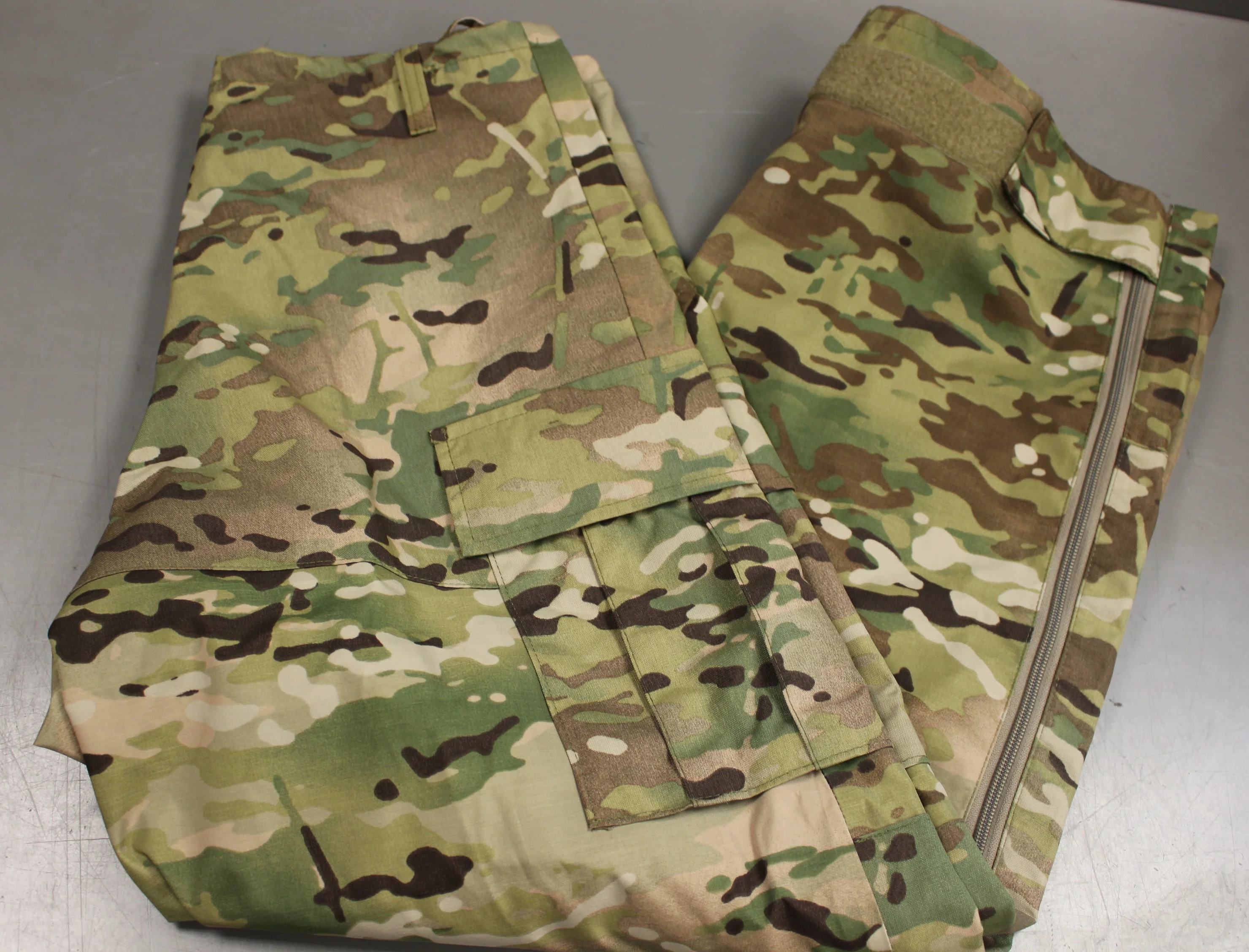 United APECS All Purposed Multicam Trouser Pants - Small Short - Excellent