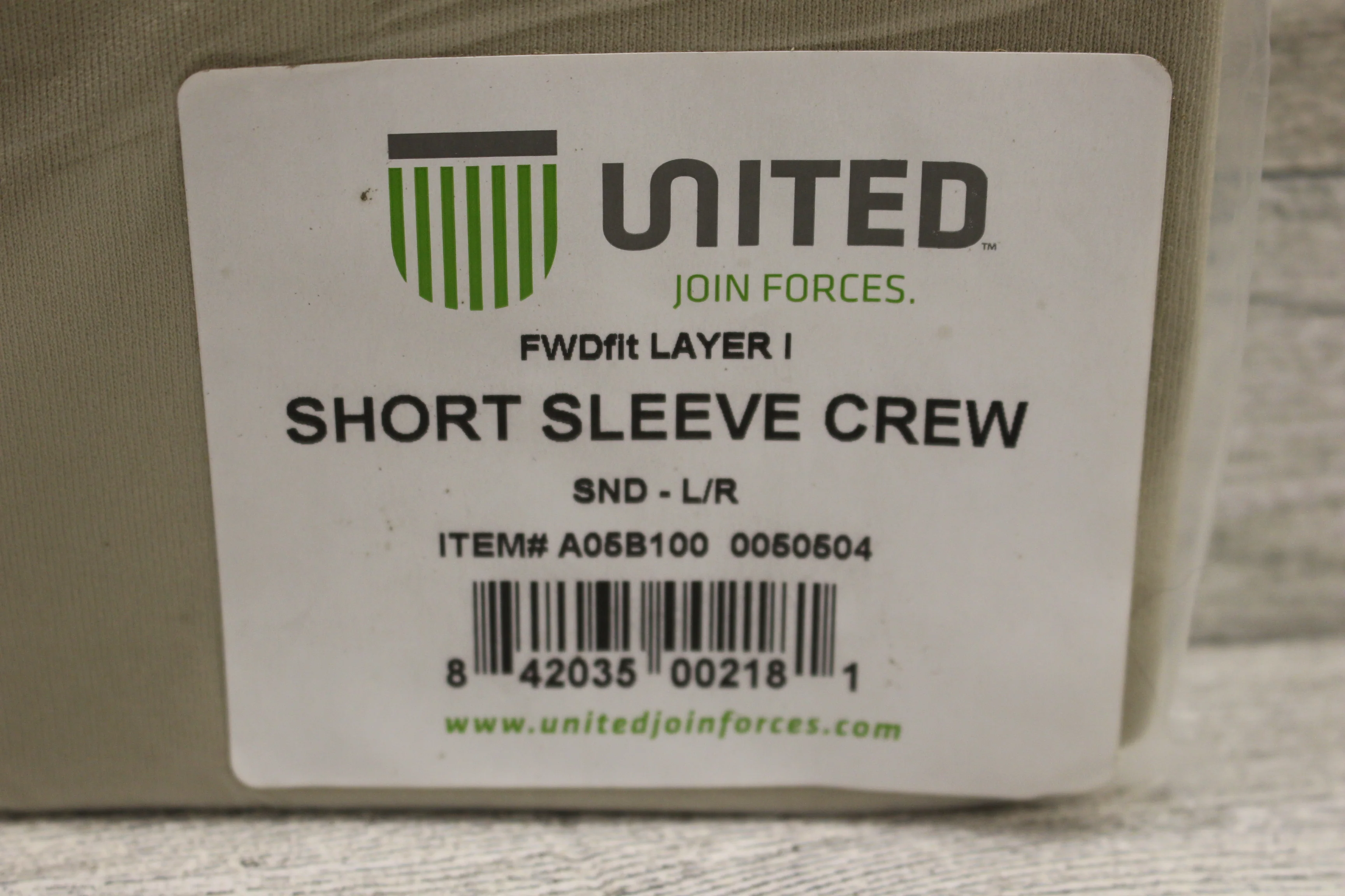 United Short Sleeve Base Crew T-Shirt - Layer 1 - Large Regular - Sand Tan - New - Image 2