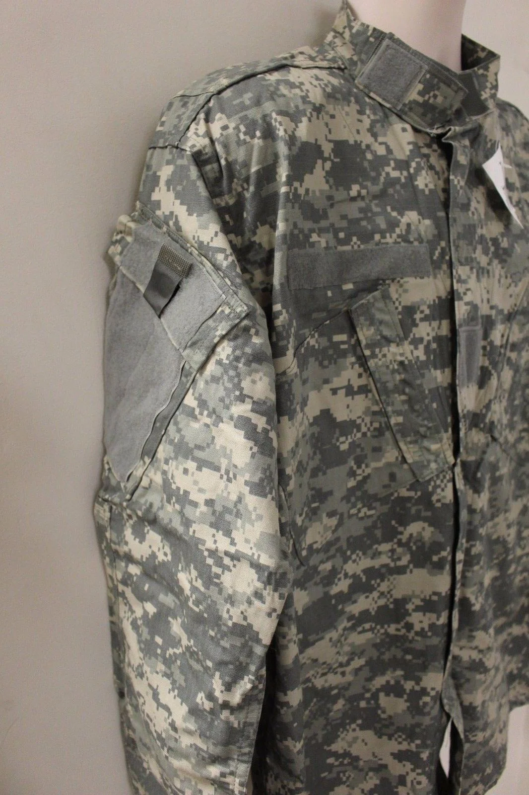 US Army ACU Combat Coat Jacket - Large Long - 8415-01-519-8607 - New - Image 2