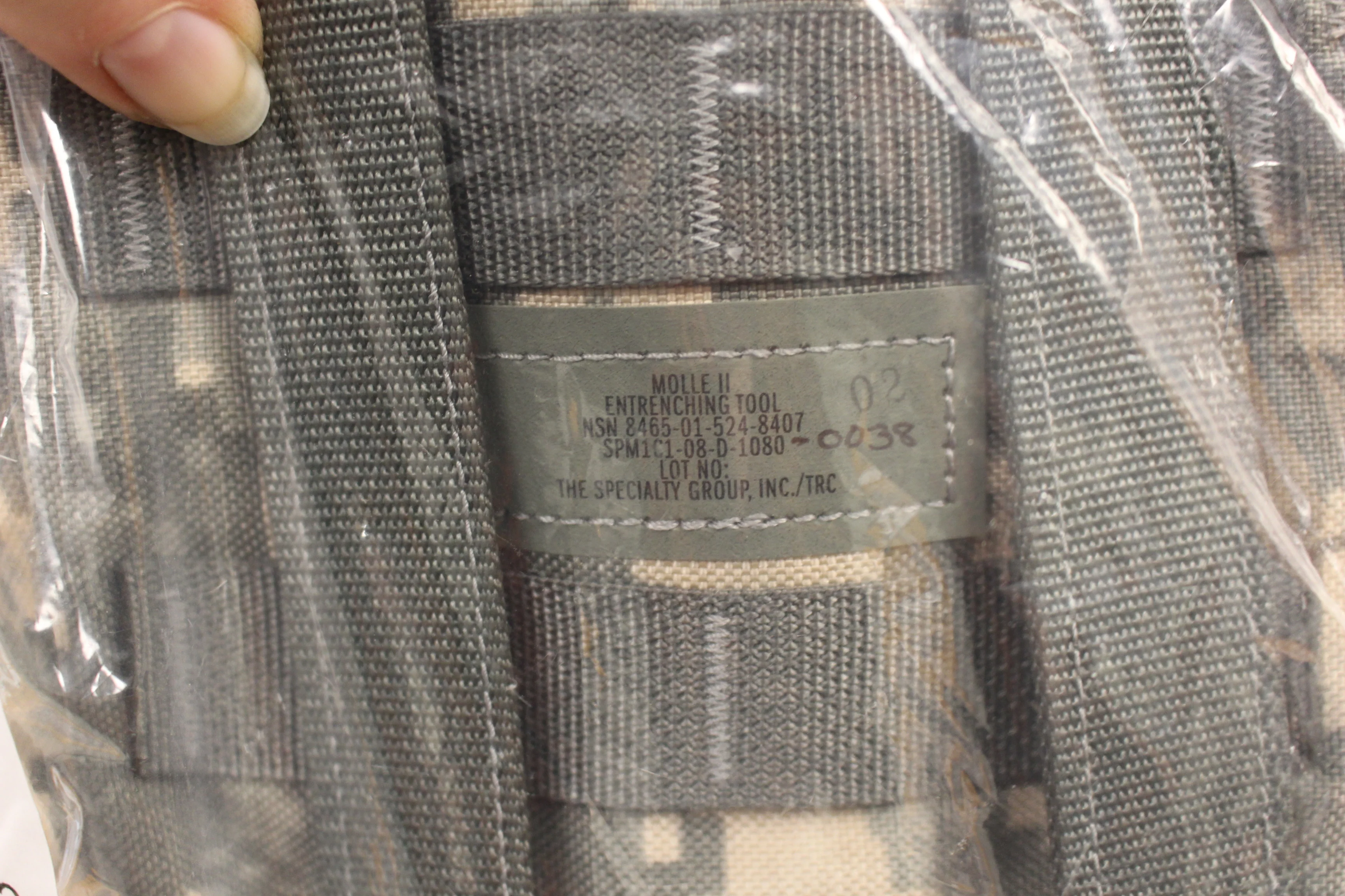 US Army ACU Molle II Entrenching Tool Cover / Carrier - 8465-01-524-8407 - New - Image 2