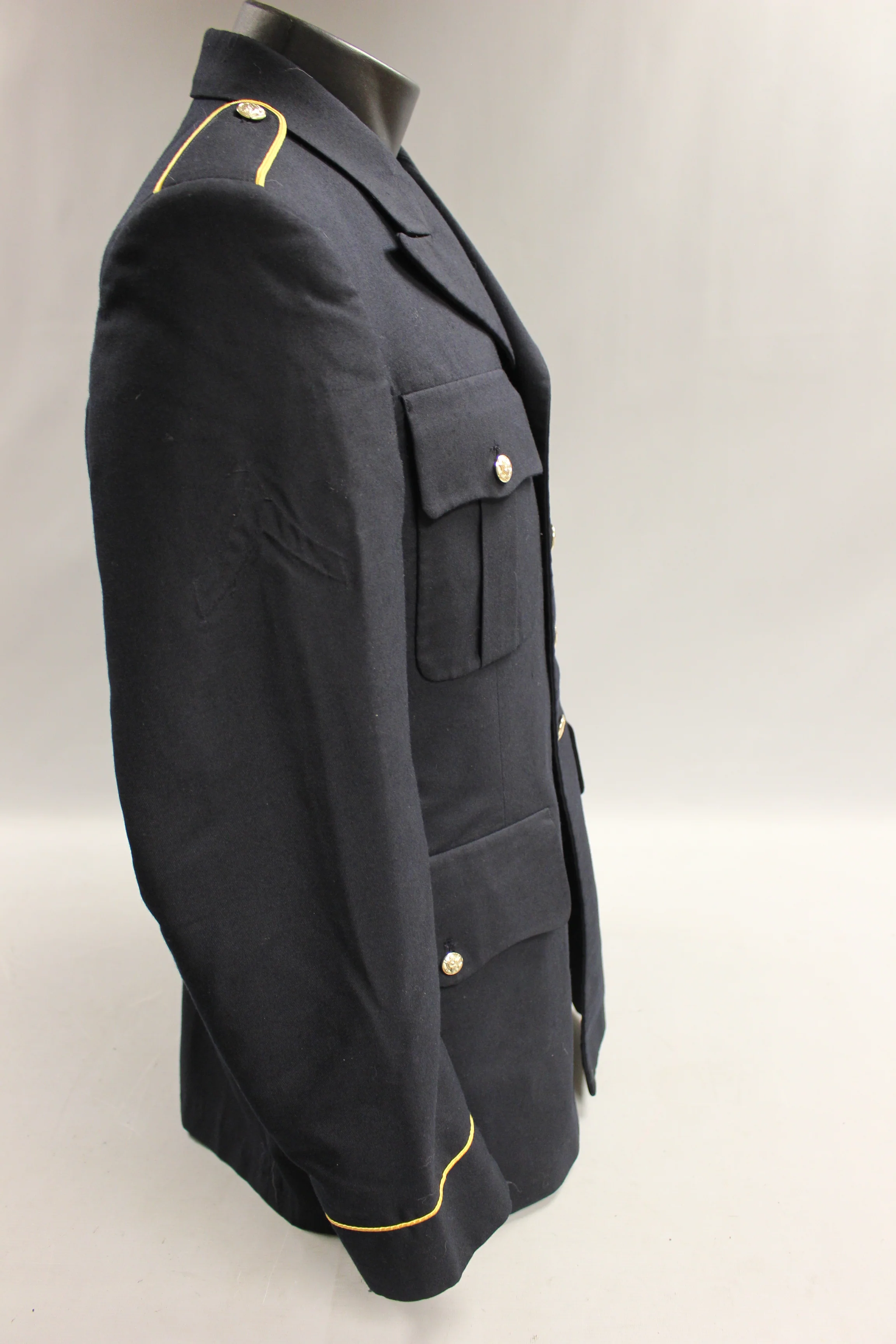 US Army ASU Man's Dress Coat - Size: 38L Classic - 8405-01-552-2936 - Used - Image 8