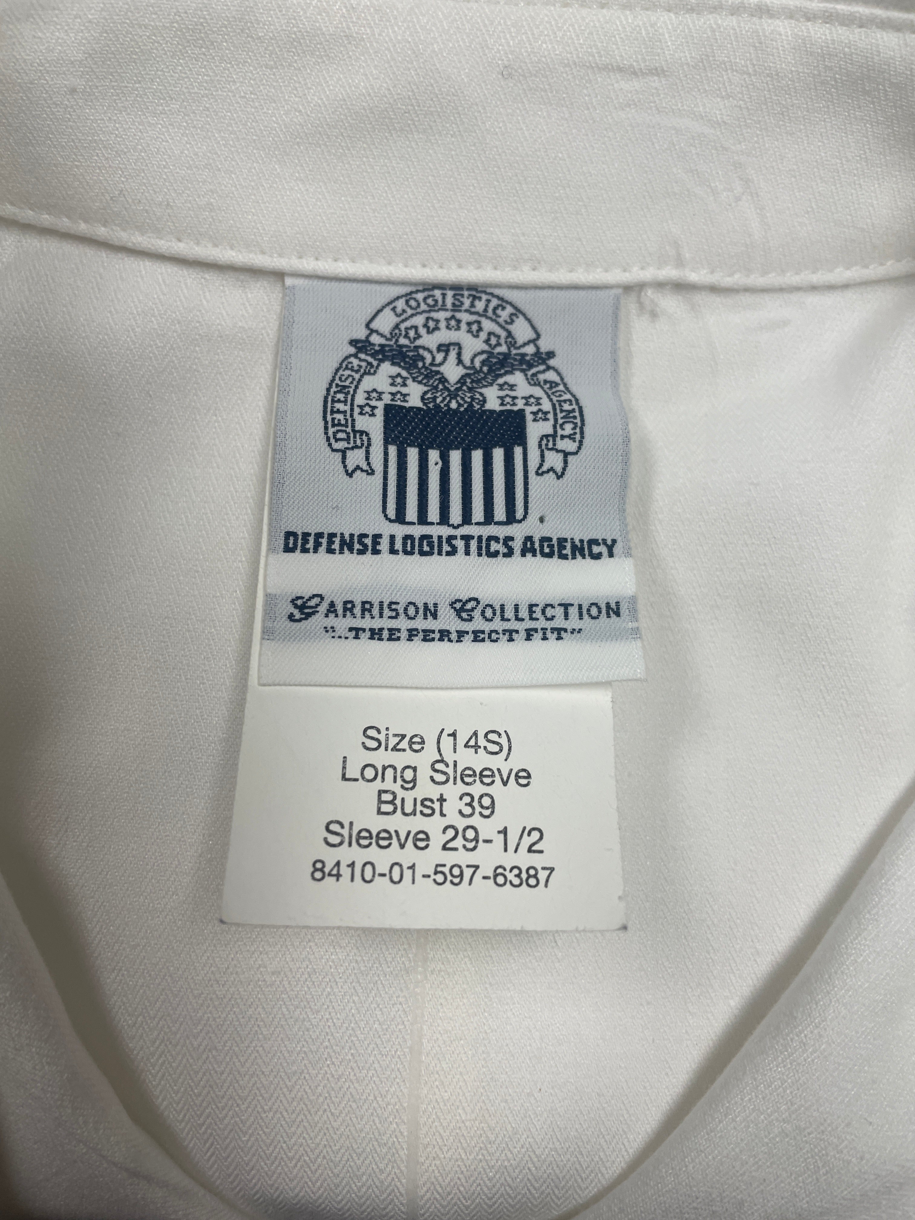 US Army Women's Long Sleeve White Tuck In Dress Shirt - 14S - 8410-01-597-6387 - Image 4