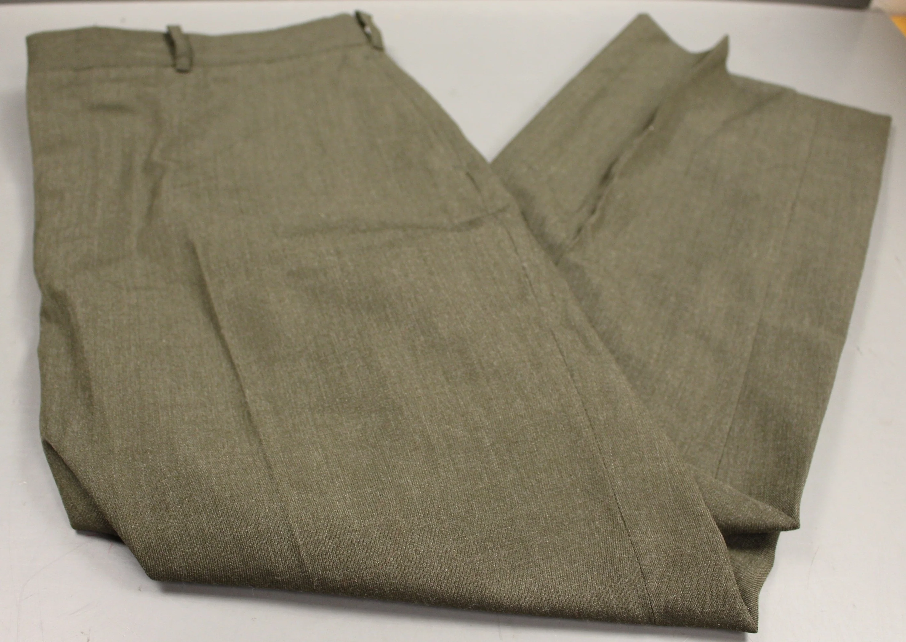 US Marine Corps Men's Dress Green Pants / Trousers - Hemmed - Size: 30L - Used