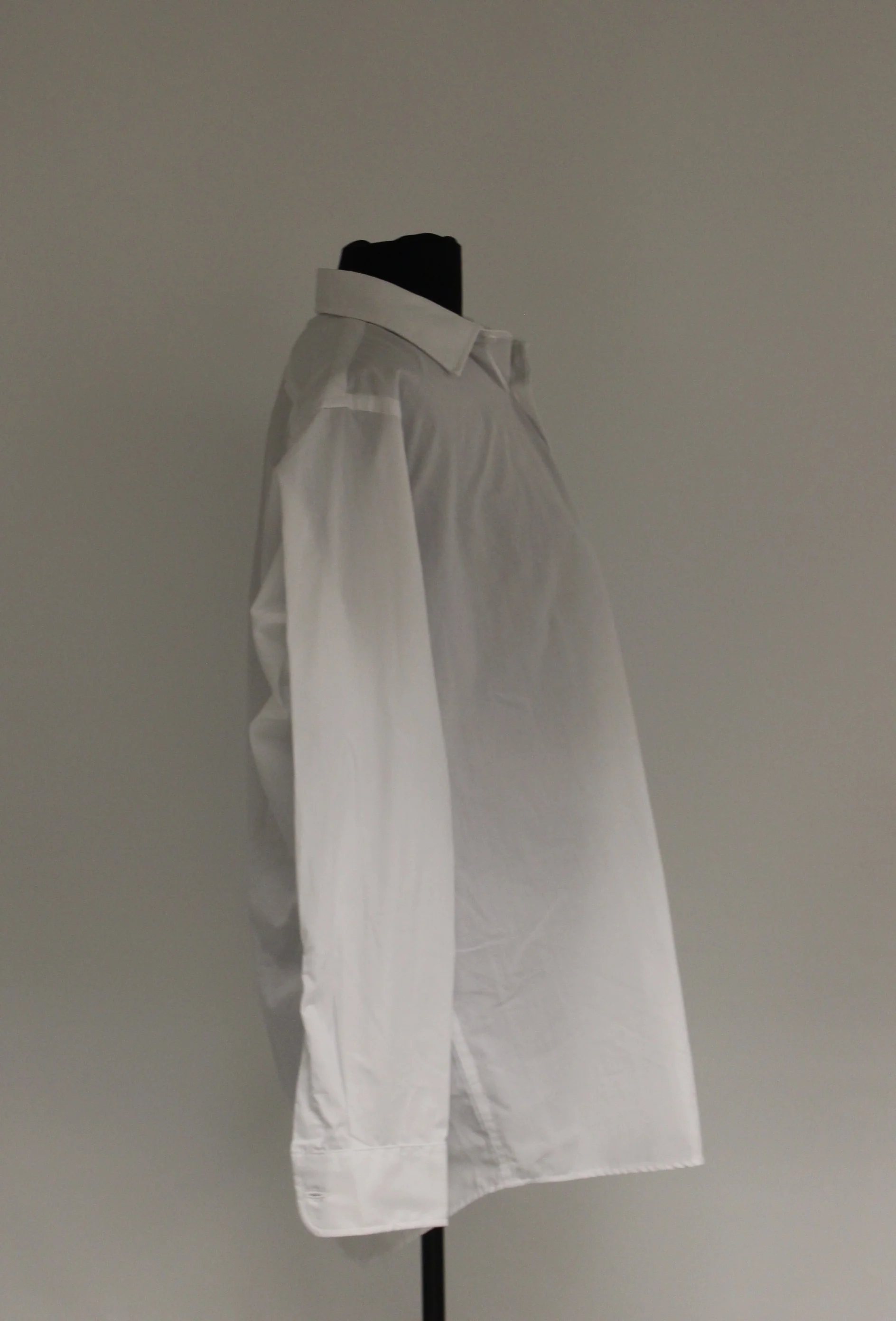 US Military Darwood White Long Sleeve Dress Shirt - Size: 15.5 x 34/35 - Used - Image 2