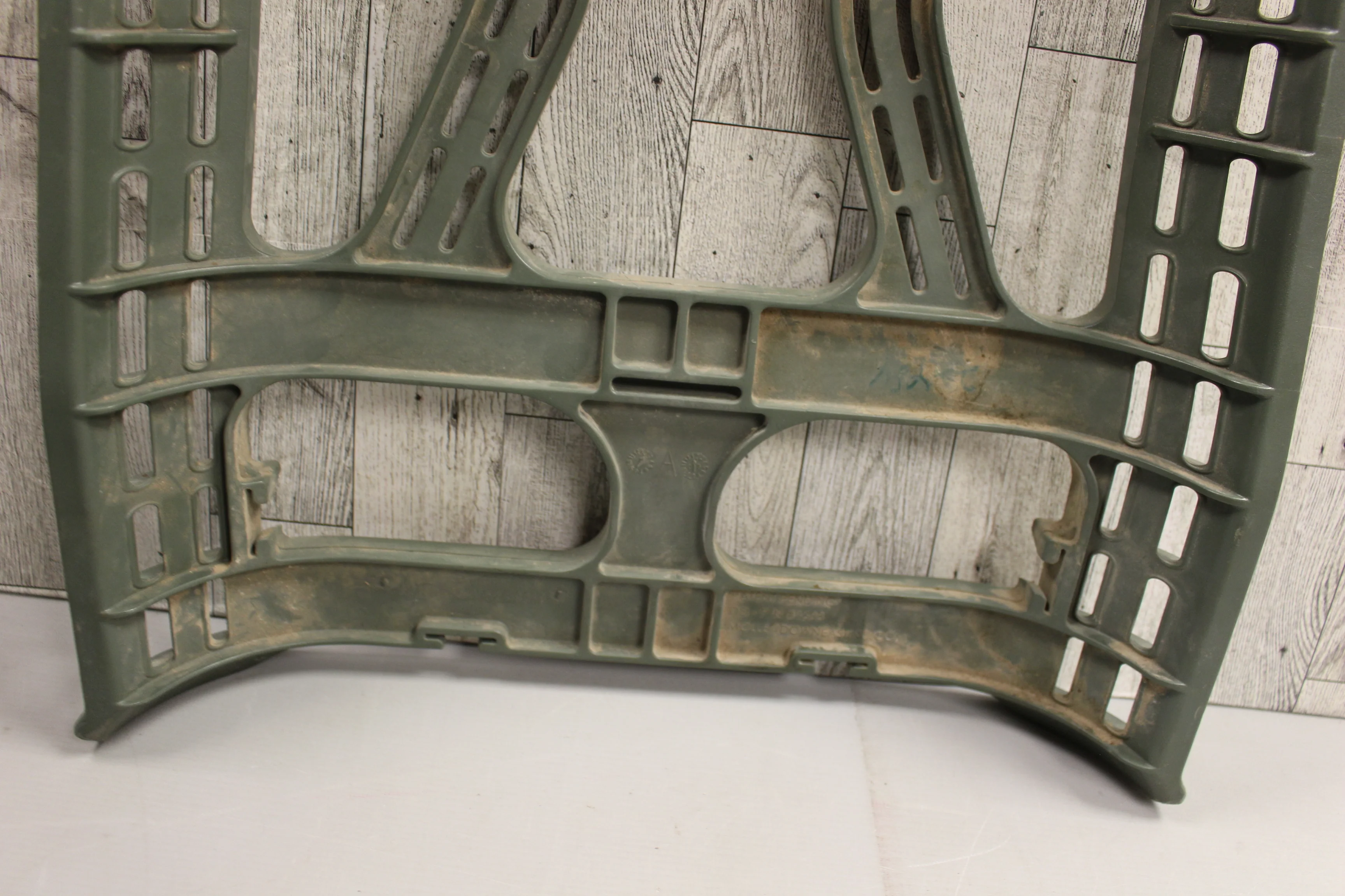 US Military MOLLE Gen IV Rucksack Plastic Molded Frame - Foliage Green - Used - Image 3