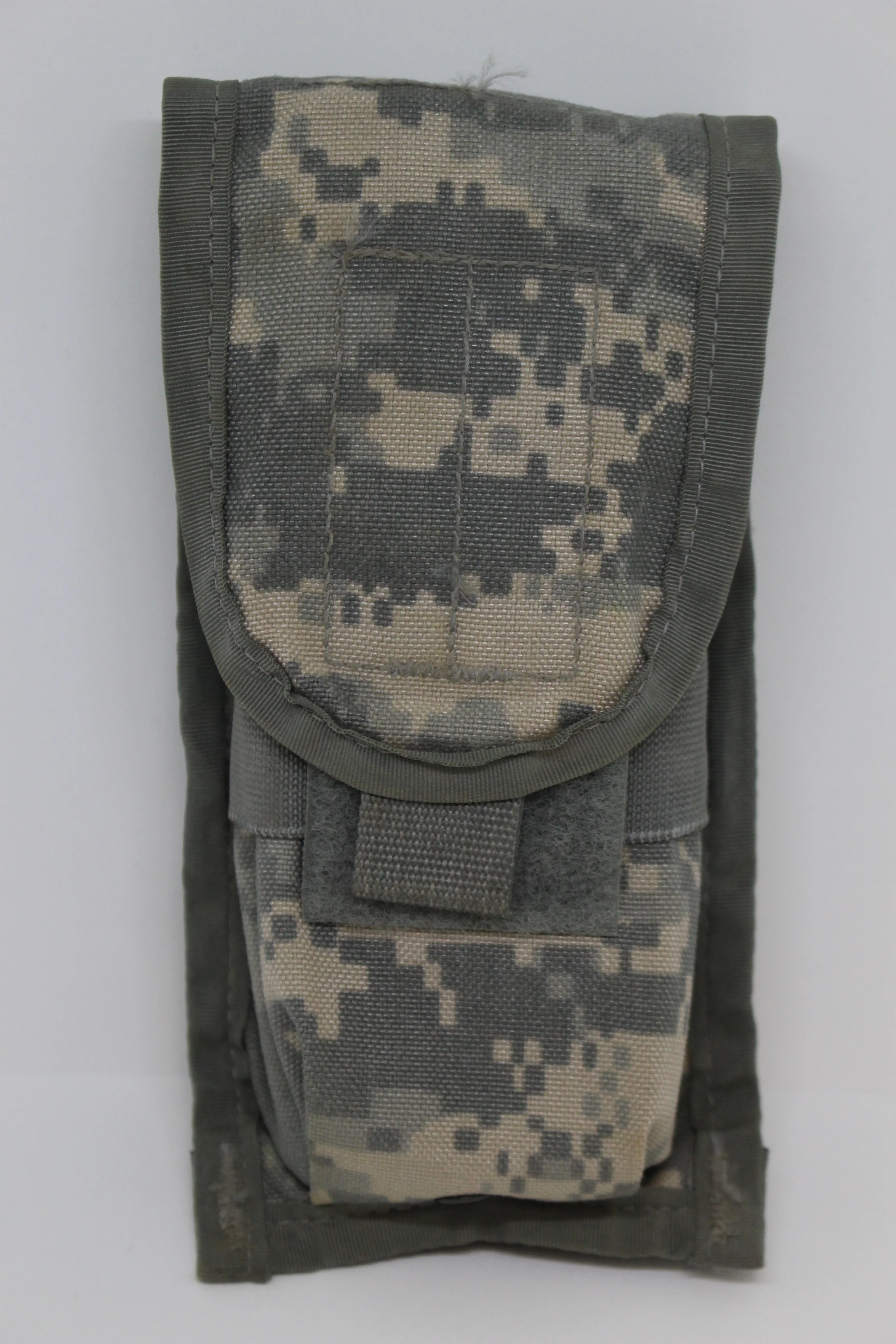 US Military Molle II ACU Double Magazine Pouch - 8465-01-525-0606 - Grade C