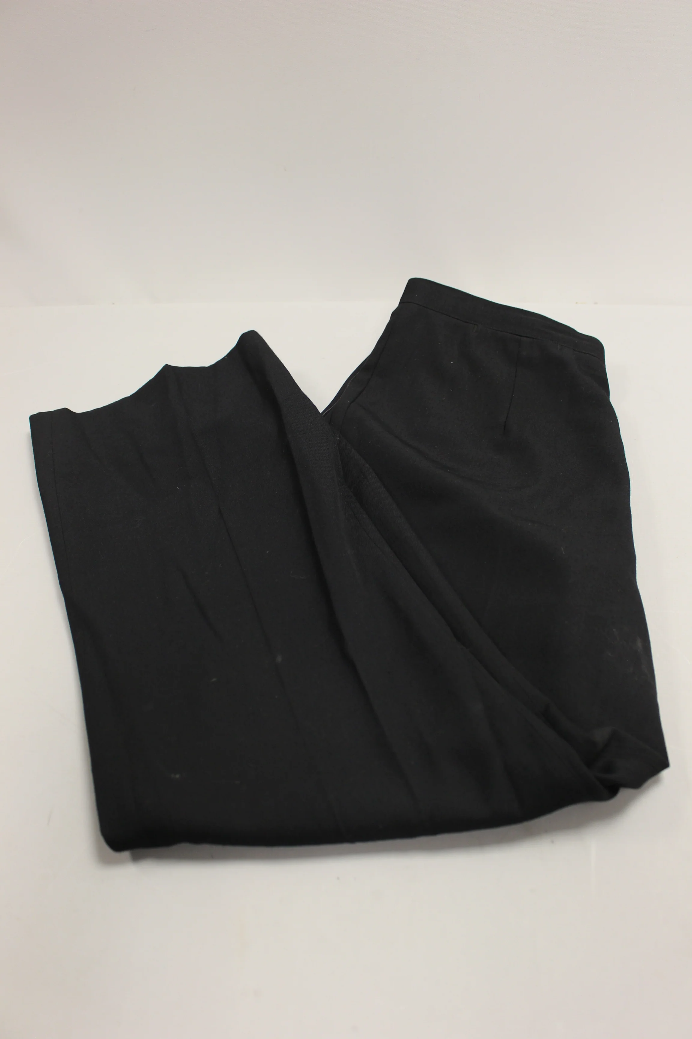 US Naval Academy Women's Flying Cross Pants -18MT - Used