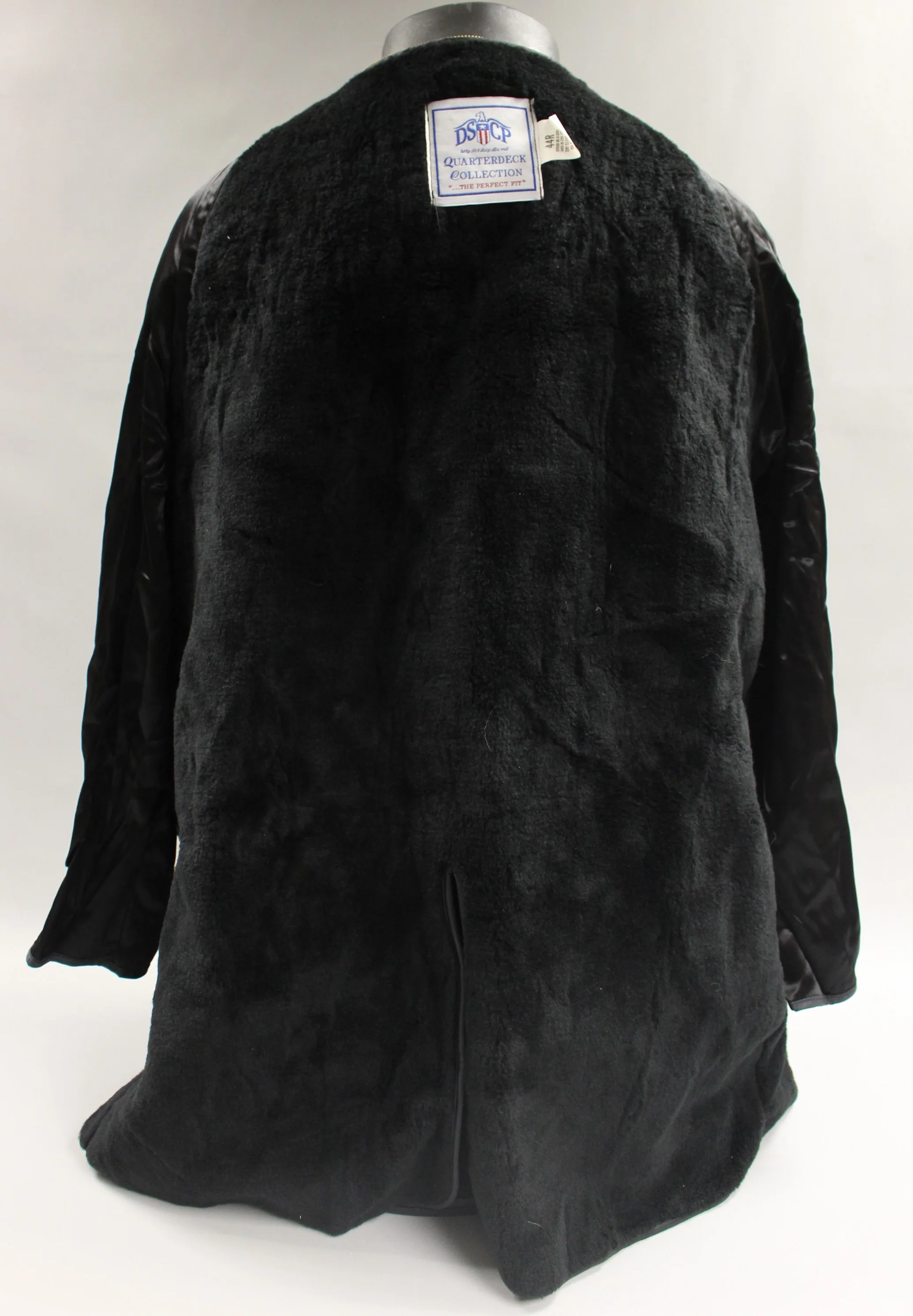US Navy All Weather Trench Coat Zip In Liner - Black Synthetic Fur - 34R - Used - Image 2