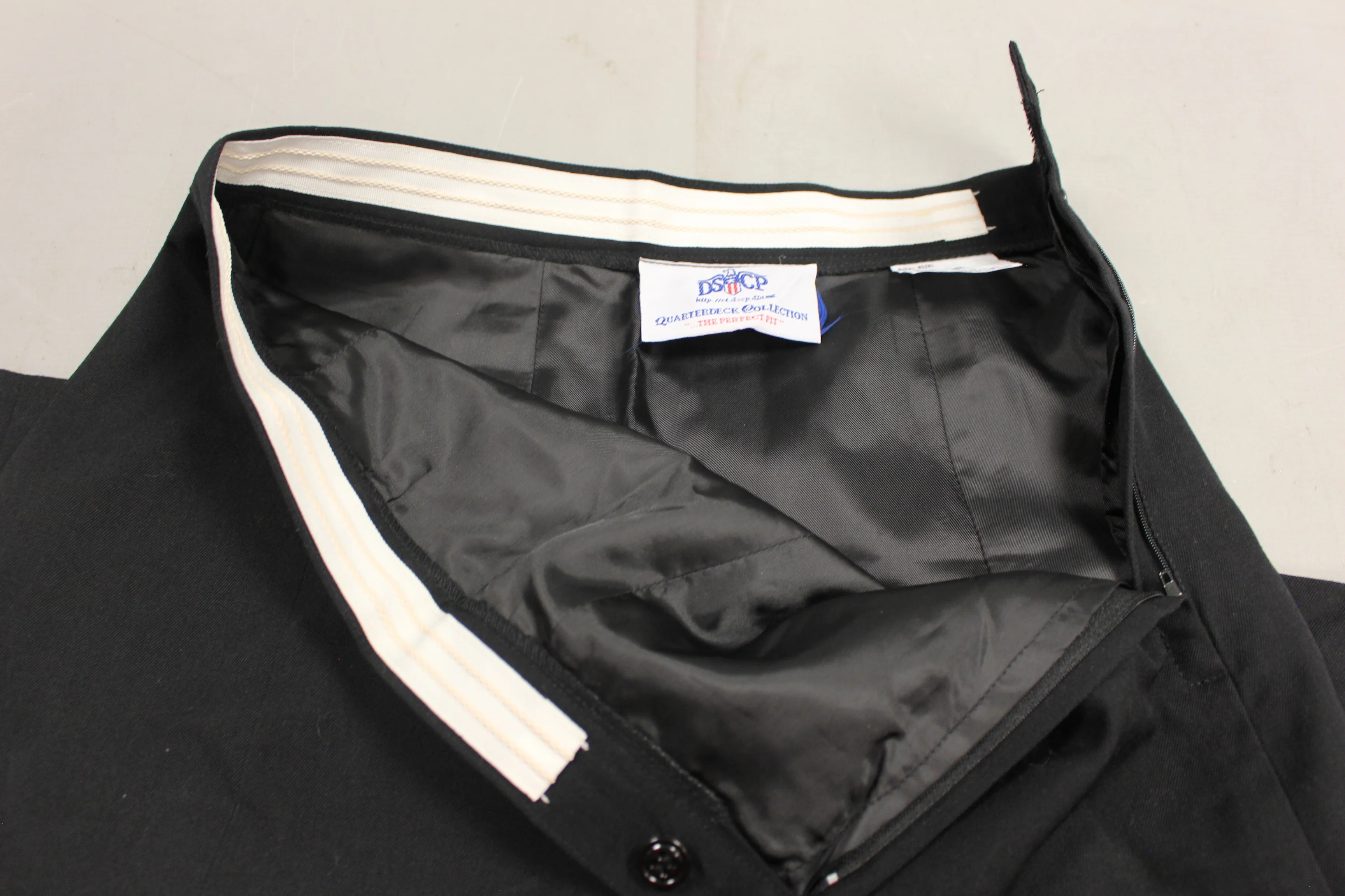 US Navy Dress Skirt - Size: 10 Junior Regular - 8410-01-373-4424 - Used - Image 3