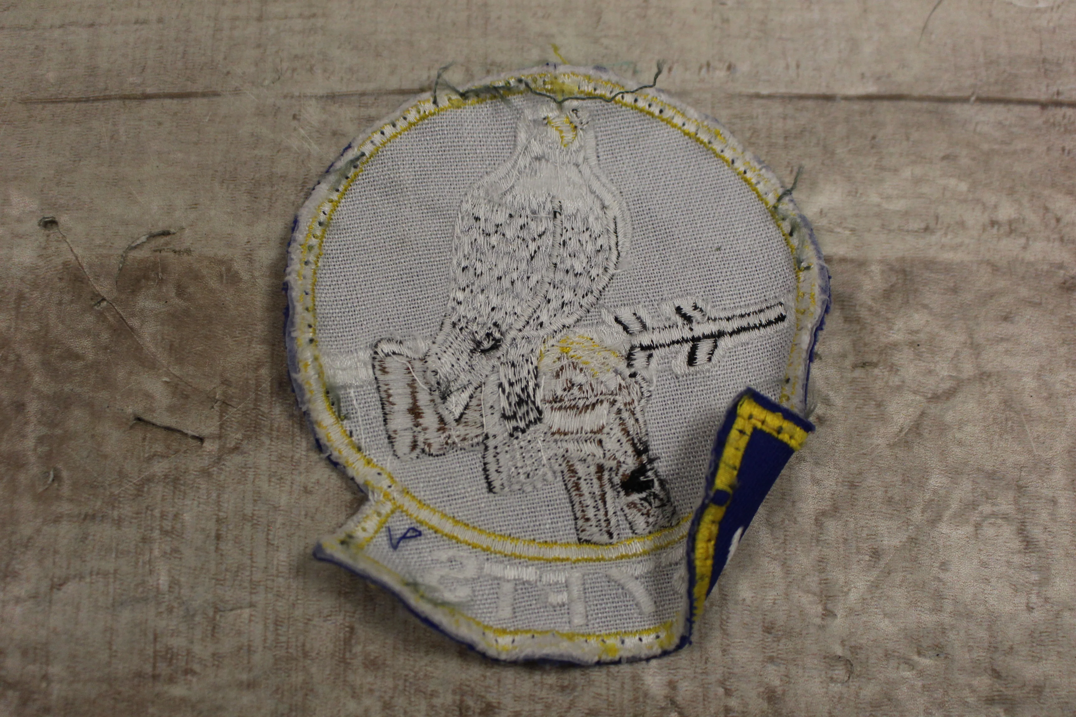 USAF 557th Flying Training Squadron Sew On Patch -Used - Image 2