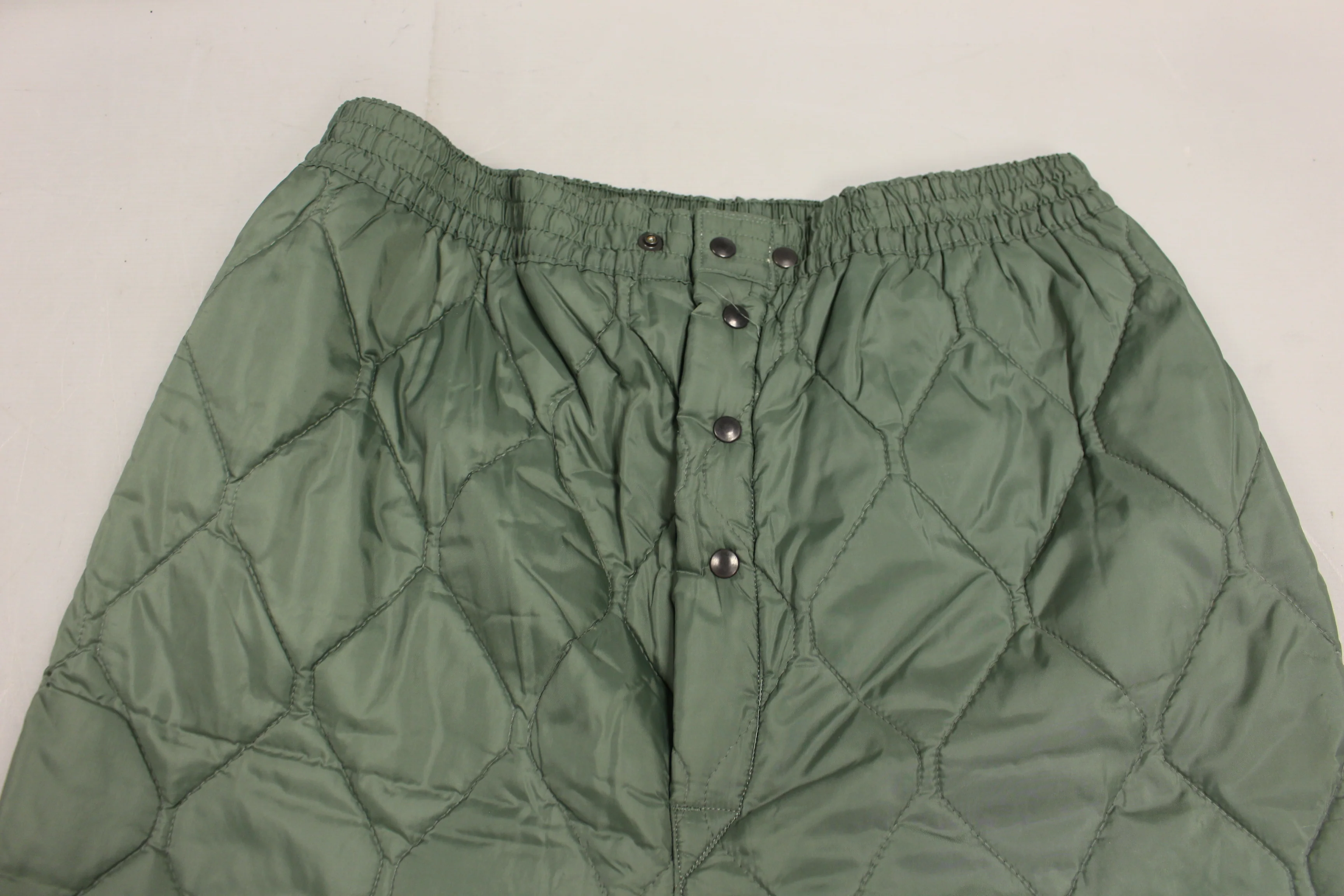 USAF Air Force CWU-9/P Quilted Flyer's Trouser Liners - Large - 8415-00-844-9817 - Image 2