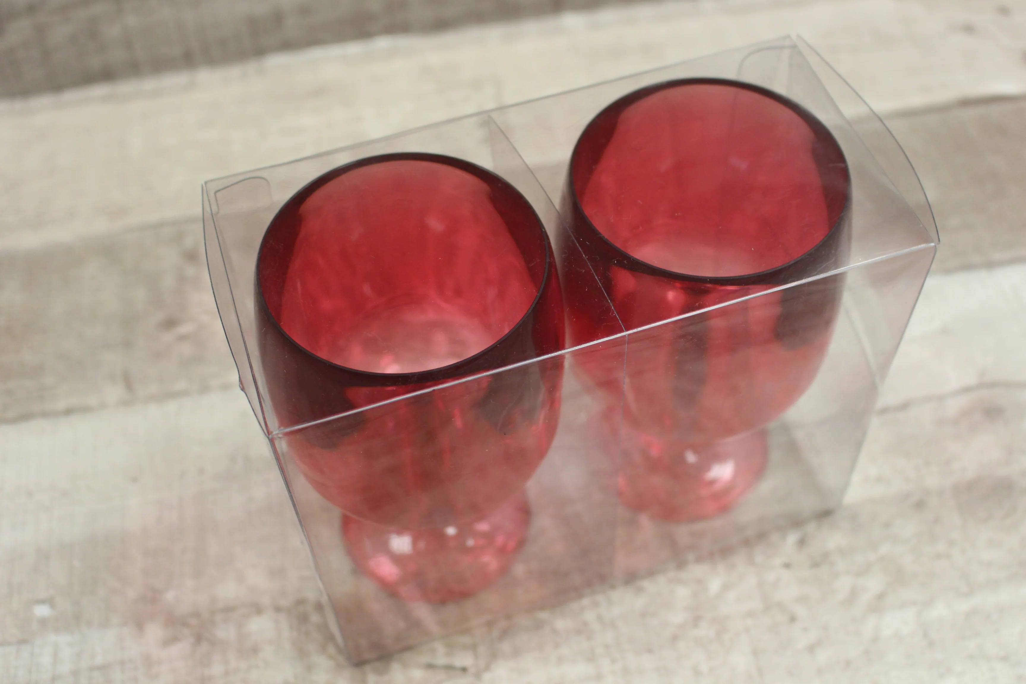 Valentines Day Wine Glass Plastic Cups Set Of Two -New - Image 2