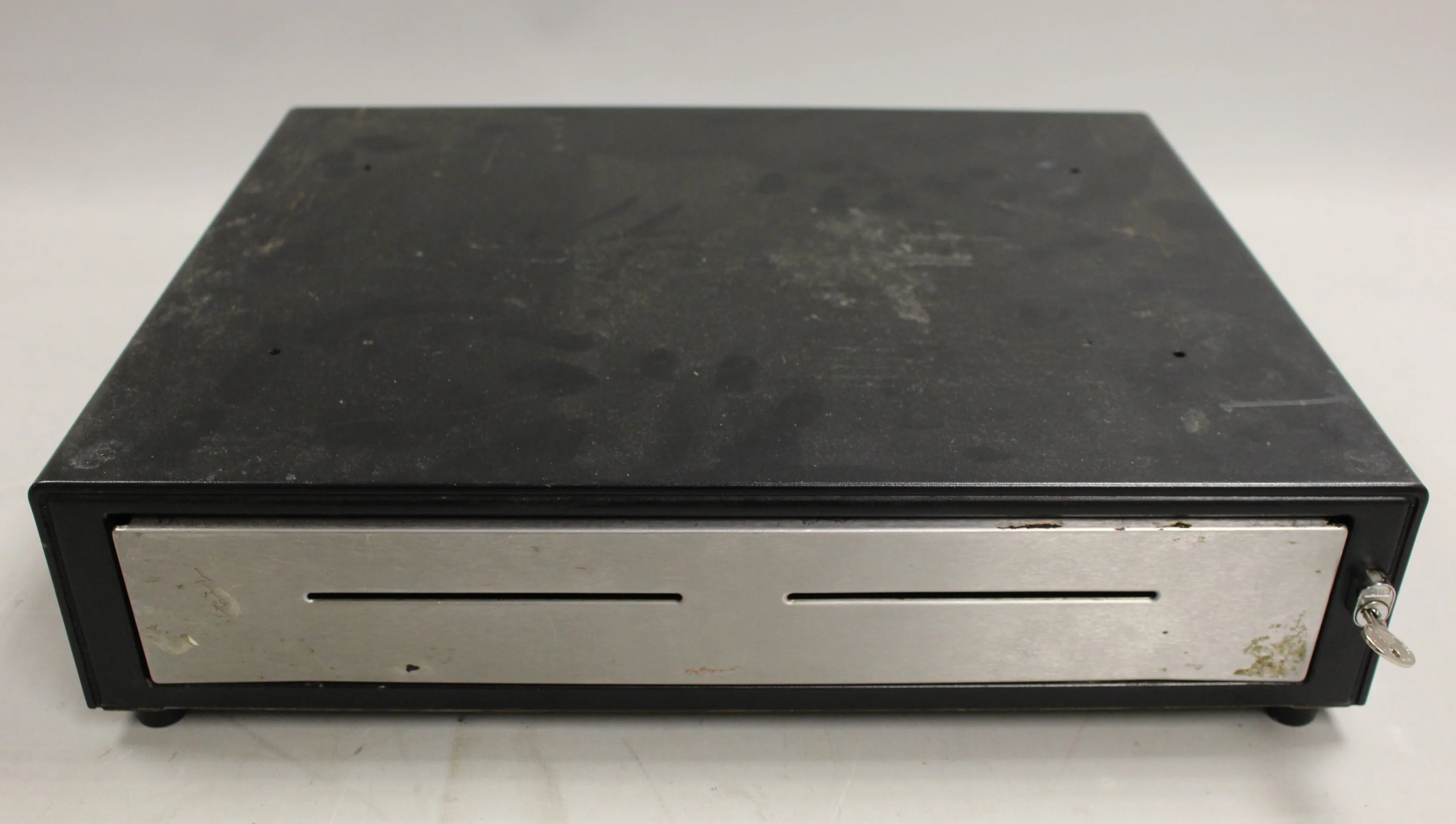 Vendor M8571-03 Cash Drawer with Money Tray Insert & Key - Used